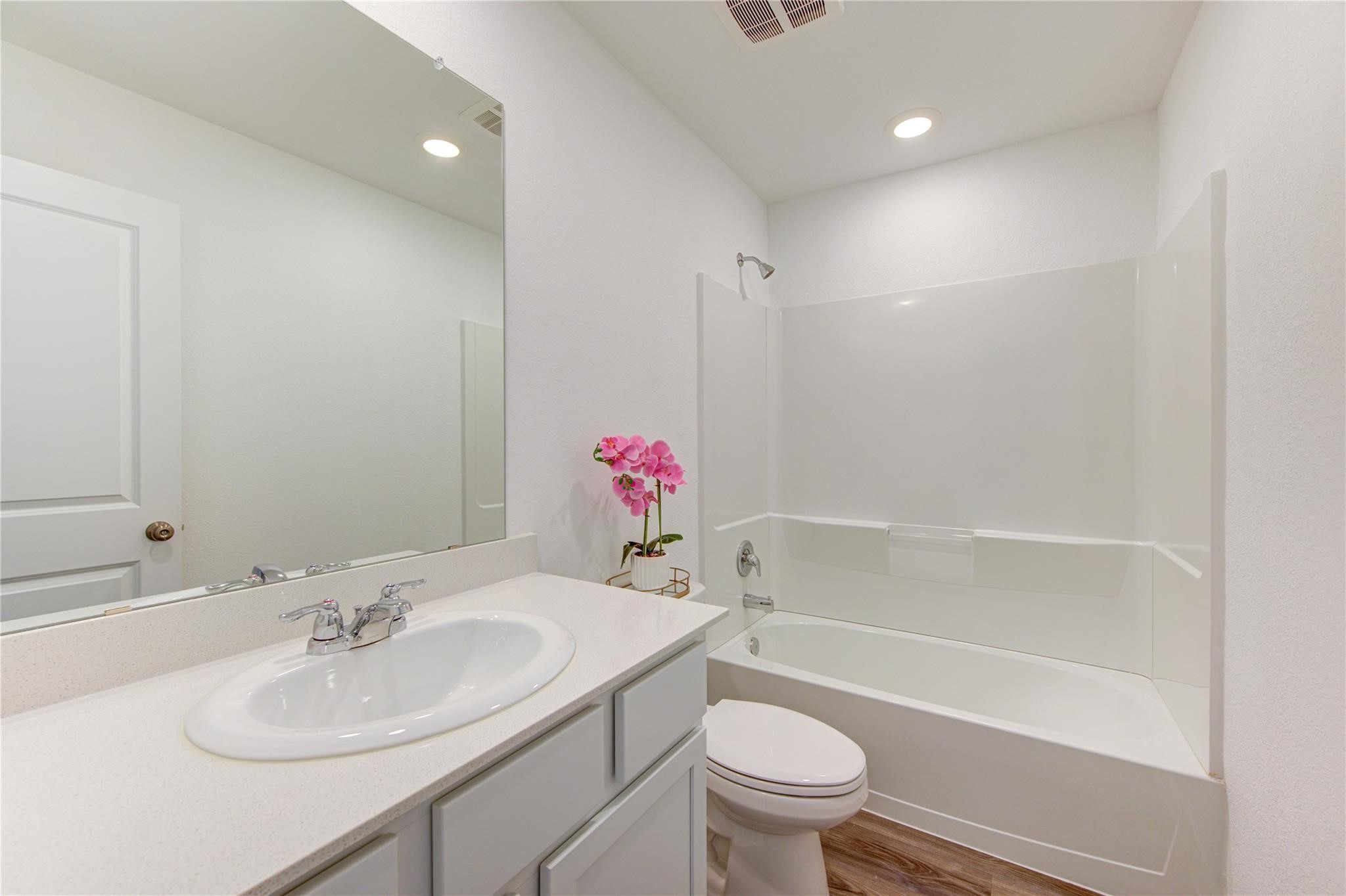 2912 Eden Lake Lane, Katy, TX 77493