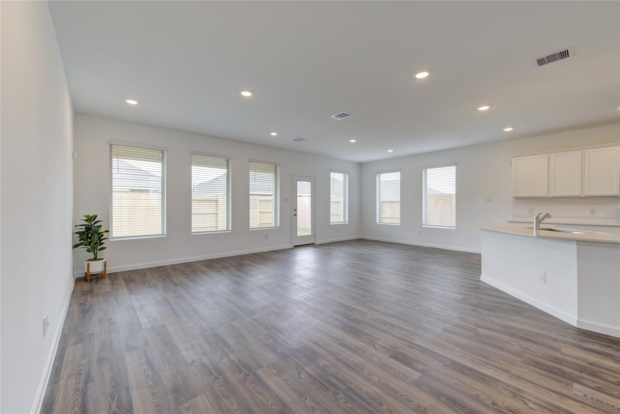 2912 Eden Lake Lane, Katy, TX 77493