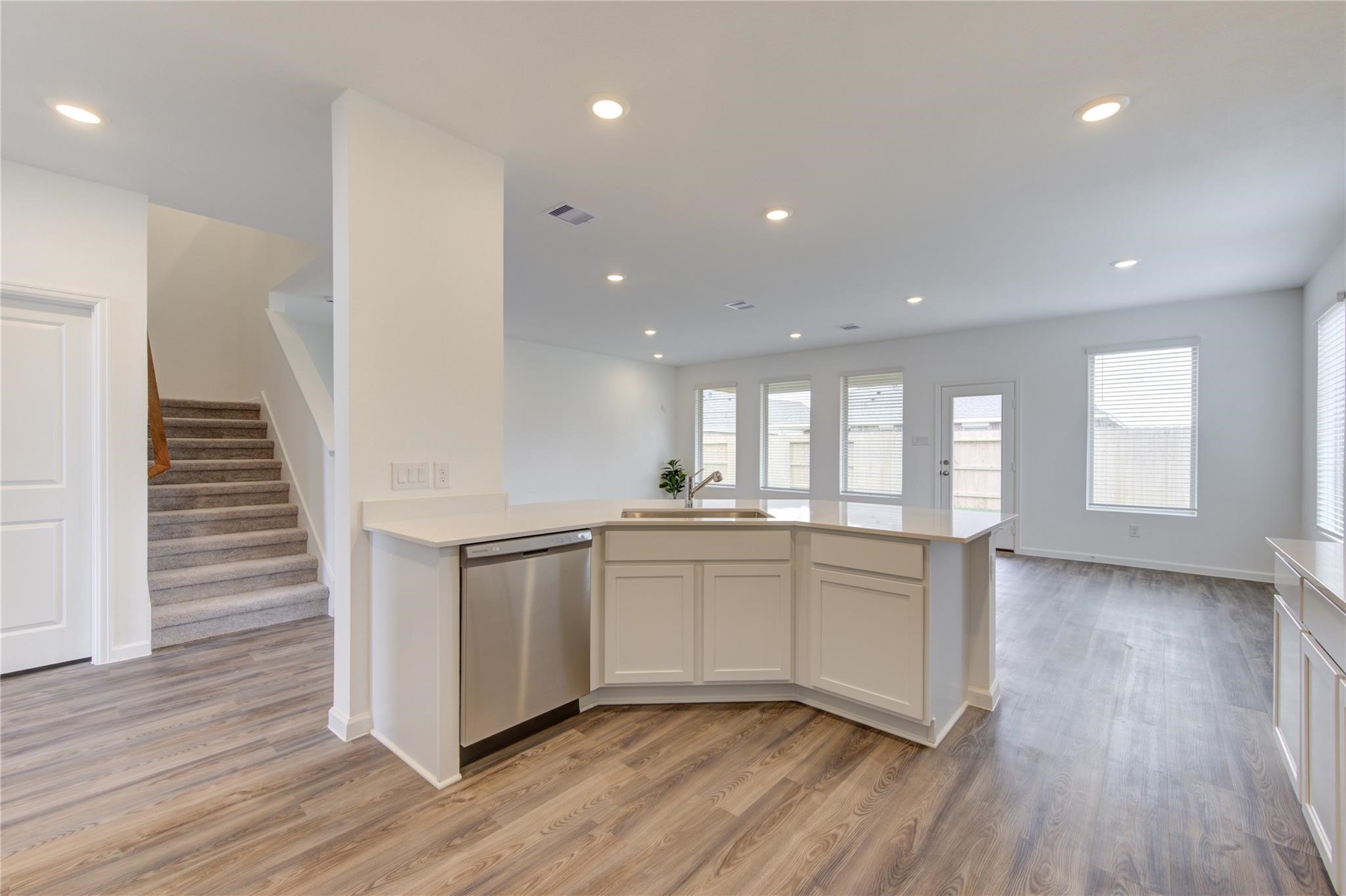2912 Eden Lake Lane, Katy, TX 77493