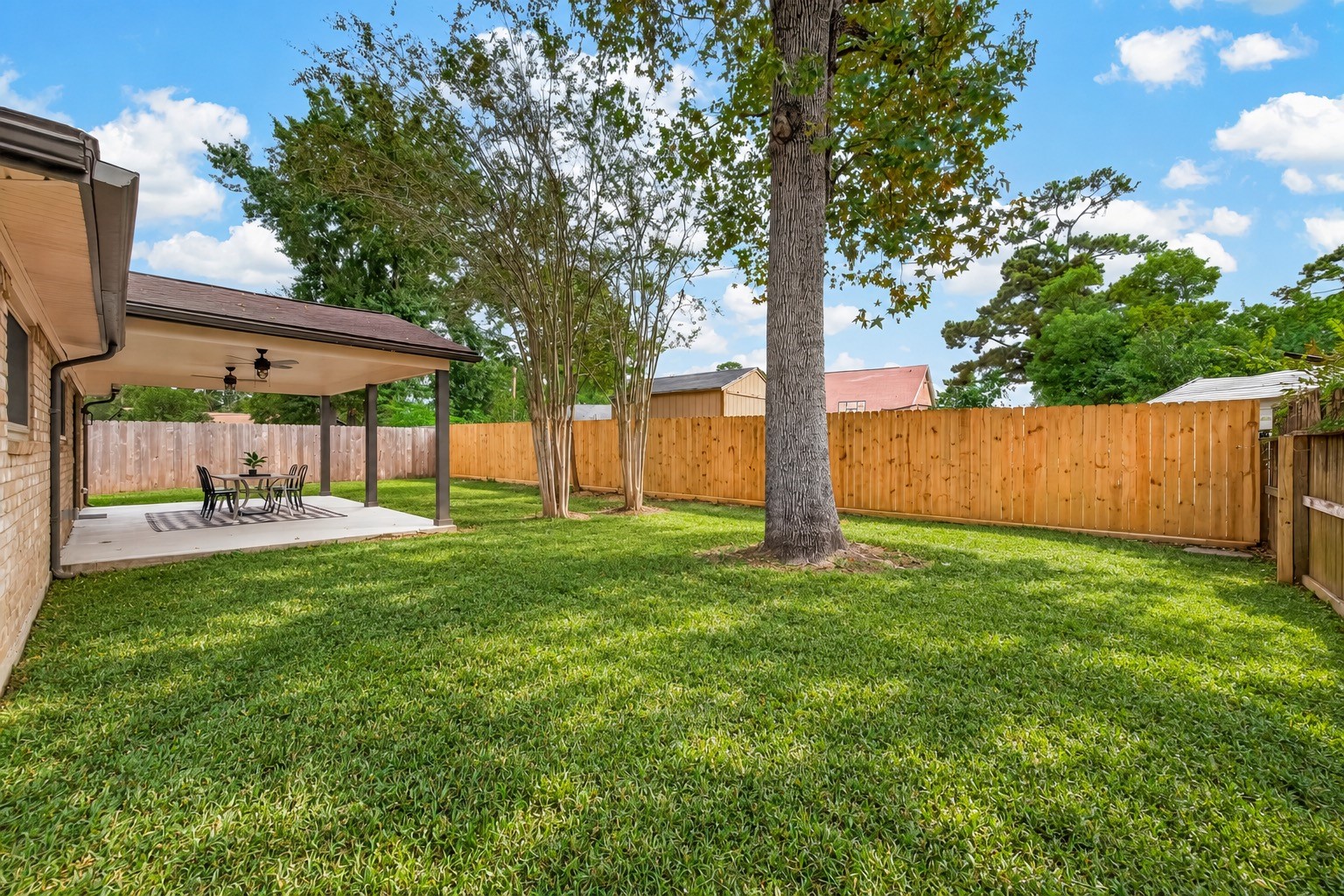 20202 Foxwood Forest Boulevard, Humble, TX 77338