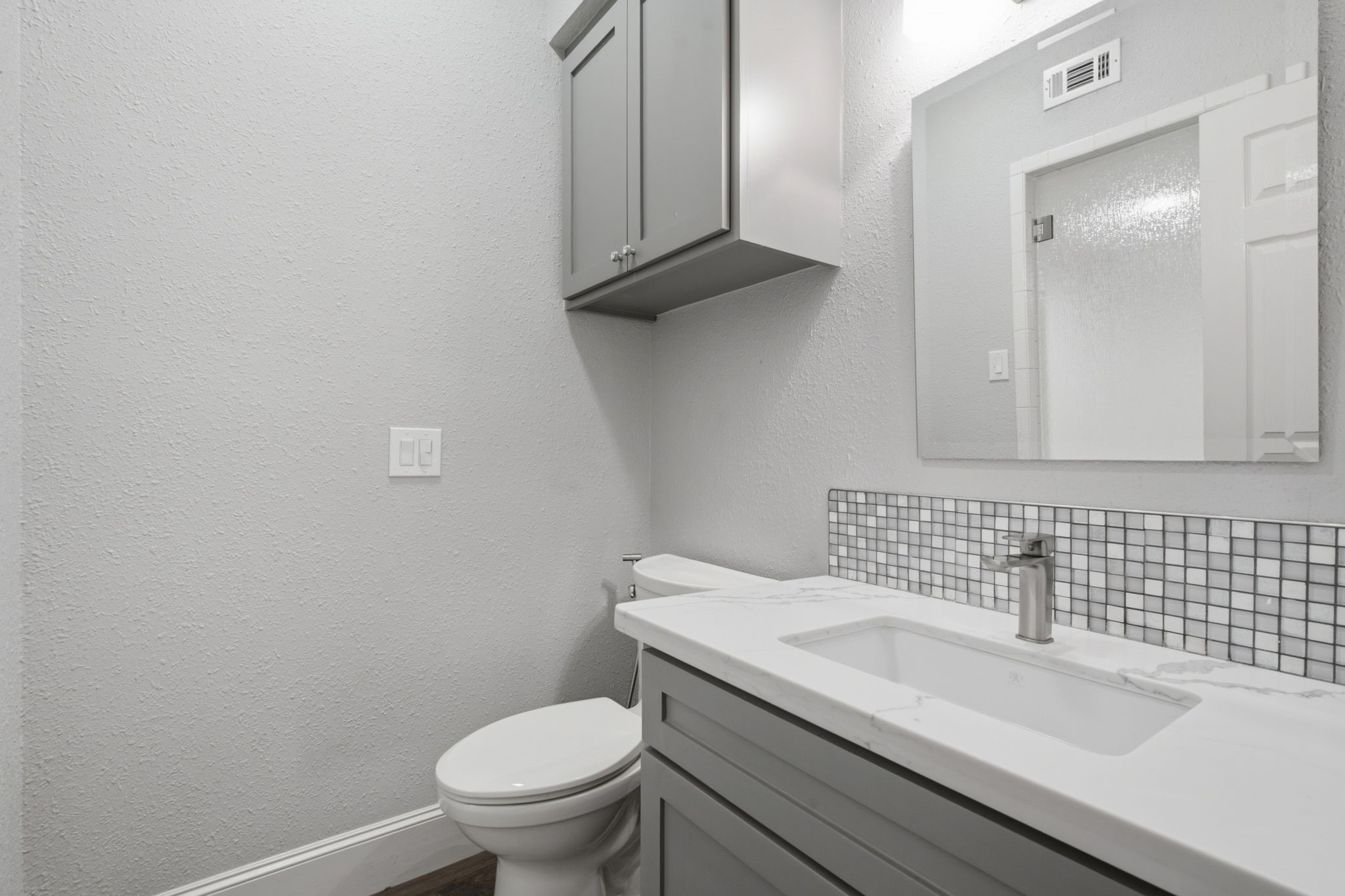 162 Dawns Edge Drive, Conroe, TX 77356