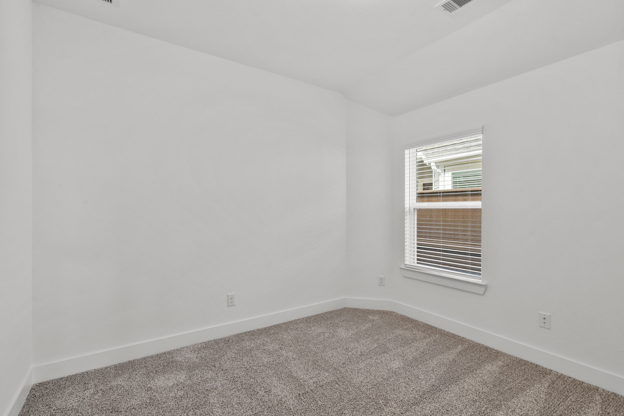 Photos are REPRESENTATIVE of the home /floor plan and are NOT of the actual home.  Selections, features, and room options vary.