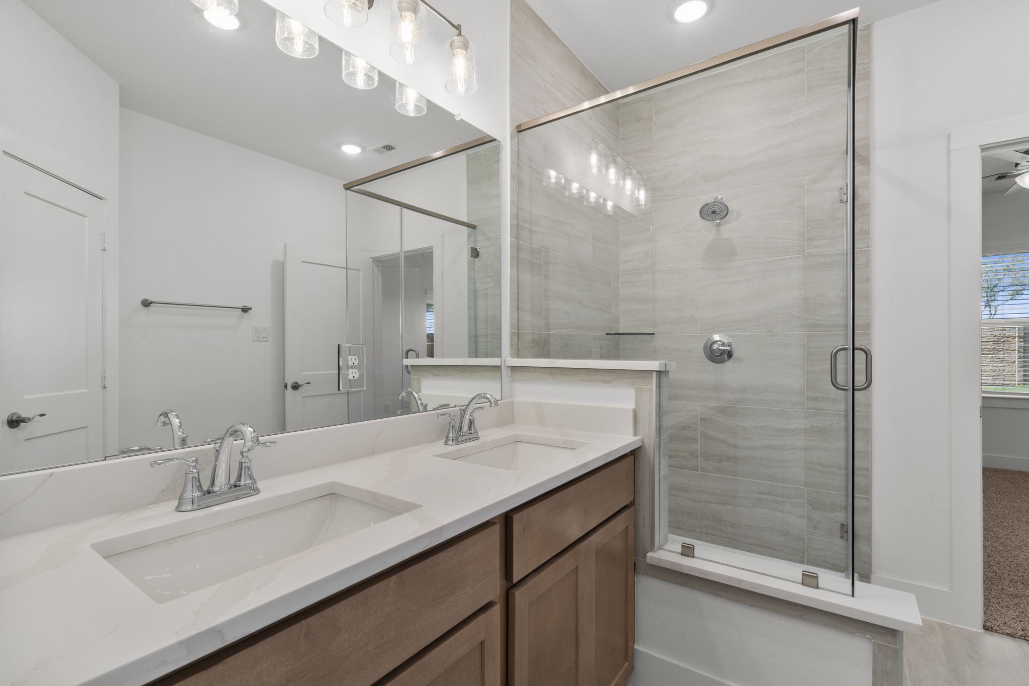 Photos are REPRESENTATIVE of the home /floor plan and are NOT of the actual home.  Selections, features, and room options vary.