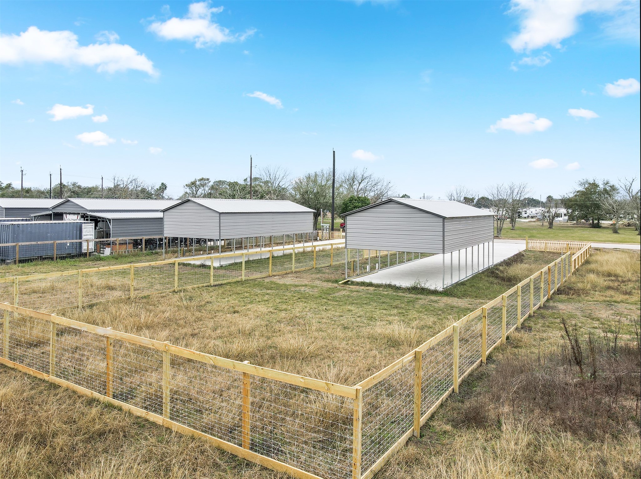 913 26th Street, Dickinson, TX 77539