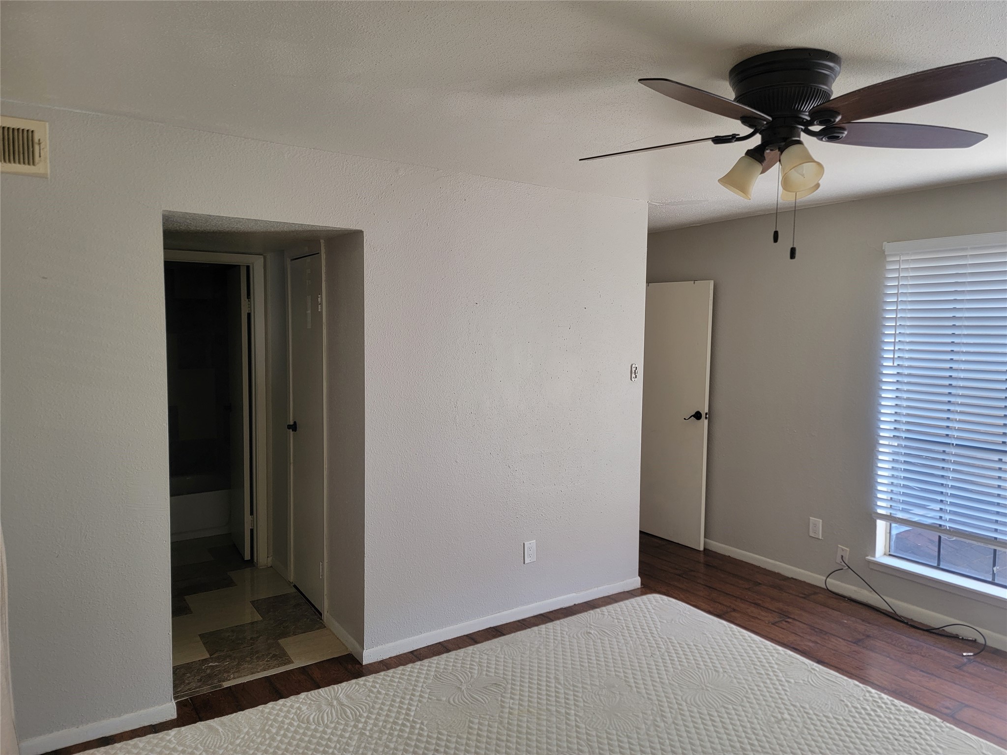 8901 S Braeswood Boulevard, #107, Houston, TX 77074