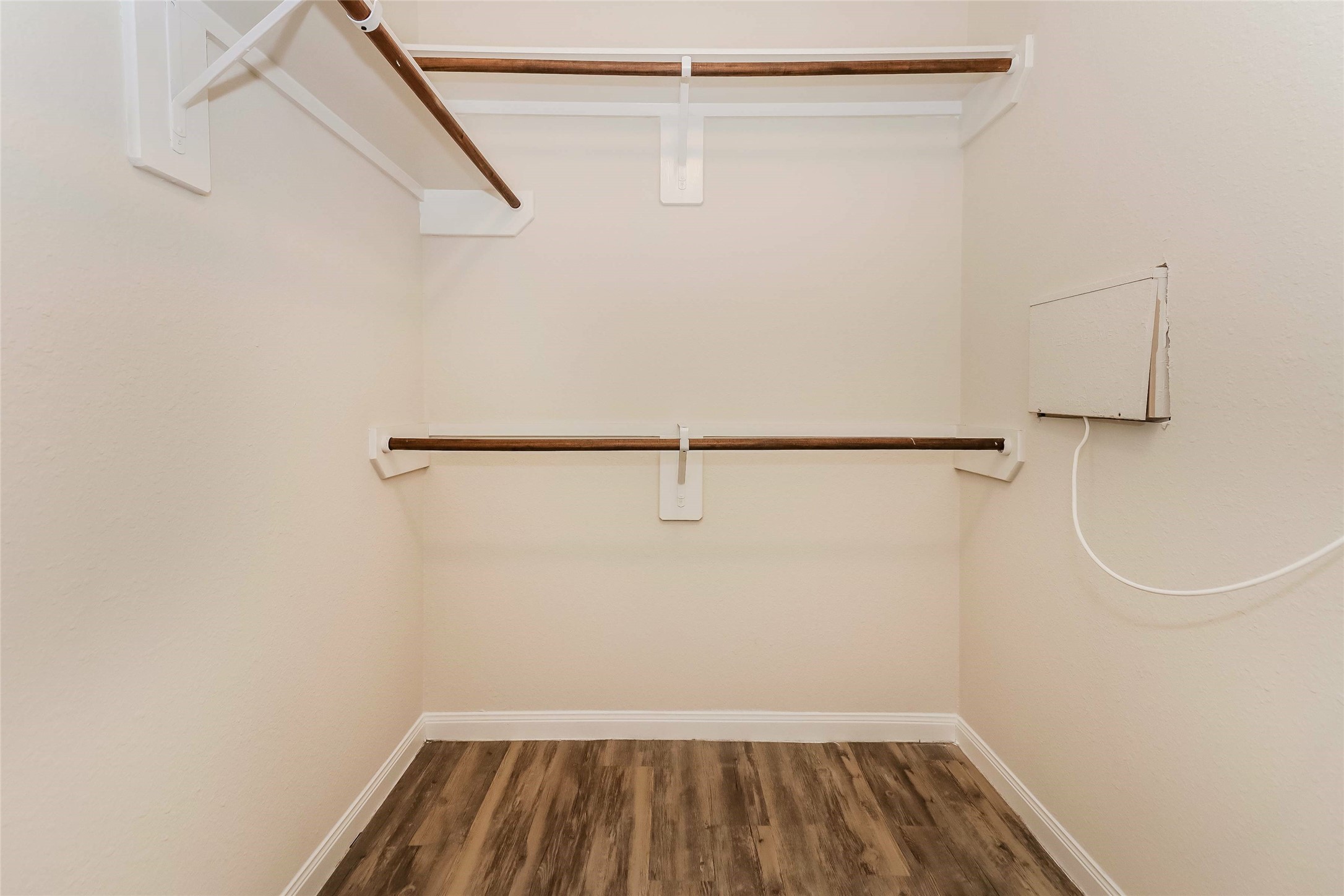 Photos may be representative of the floor plan and not the exact home. Finishes, layout, and features of the actual property for lease may vary.