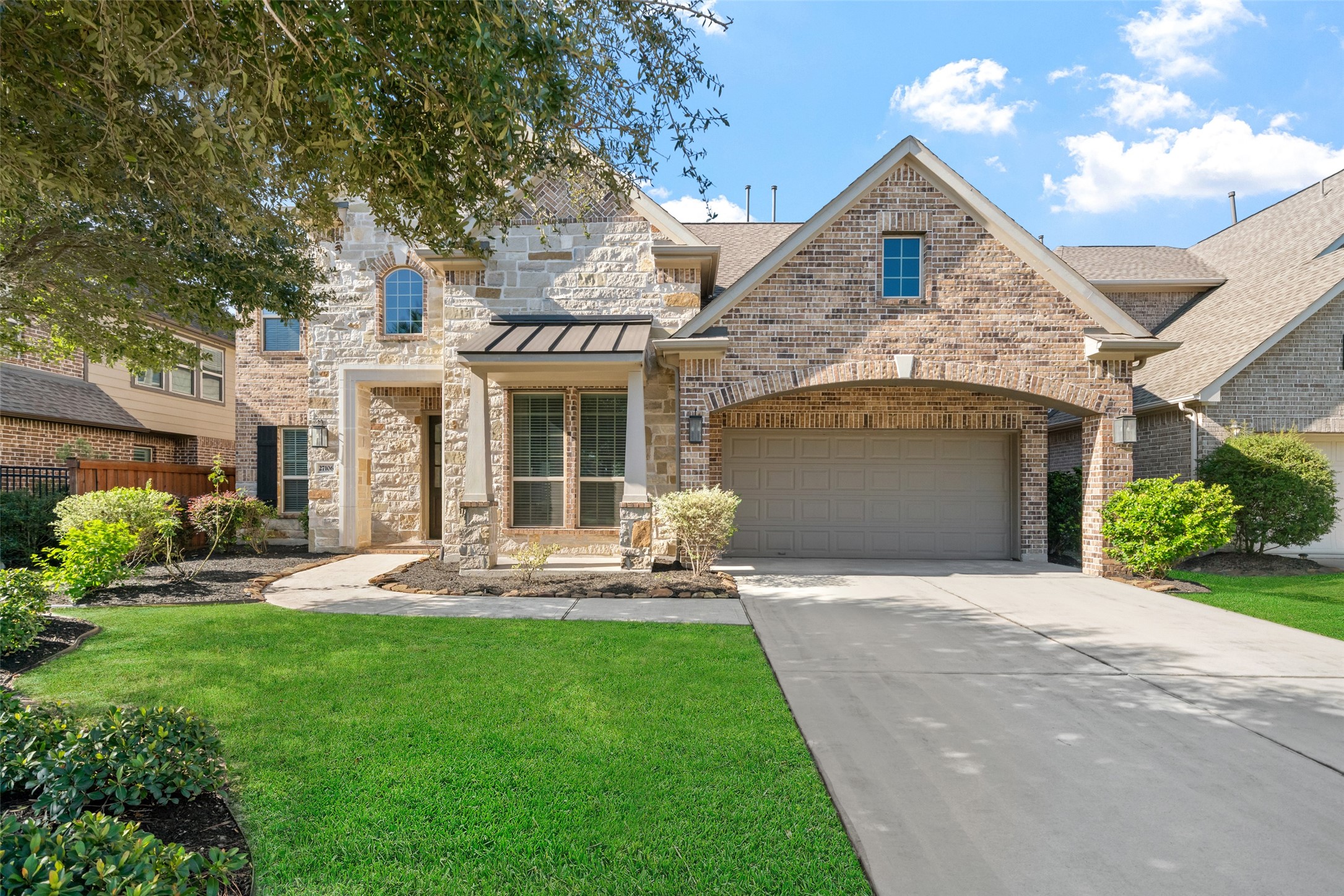 Gorgeous Westin home in pristine condition in Magnolia!