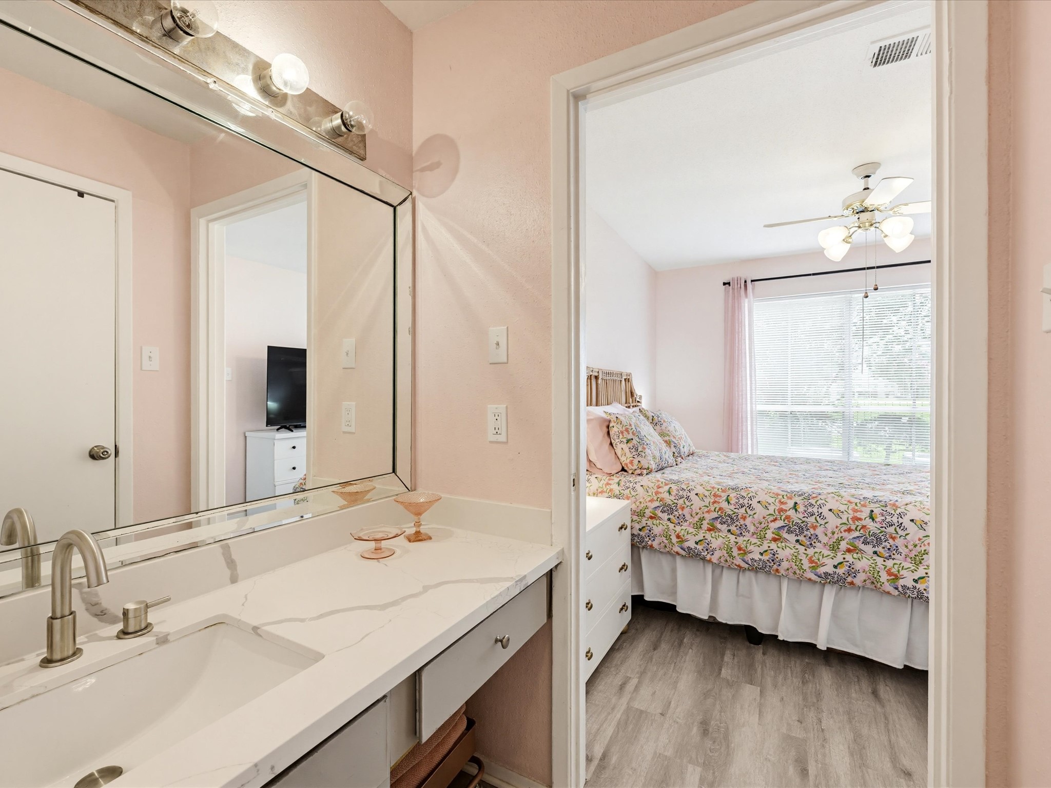 18800 Egret Bay Boulevard, #1605, Webster, TX 77058