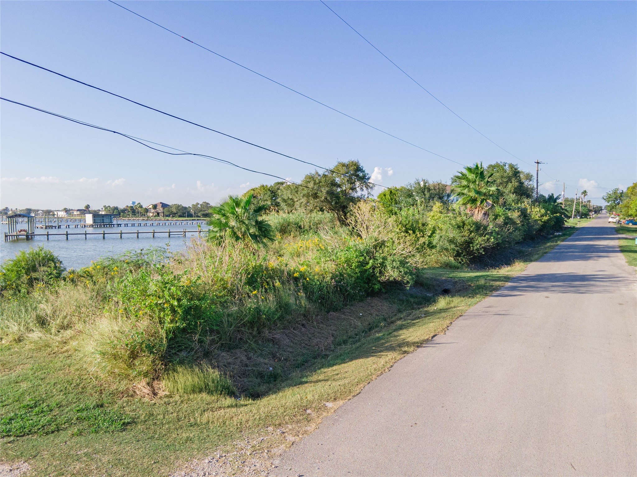 0000 12th, San Leon, TX 77539