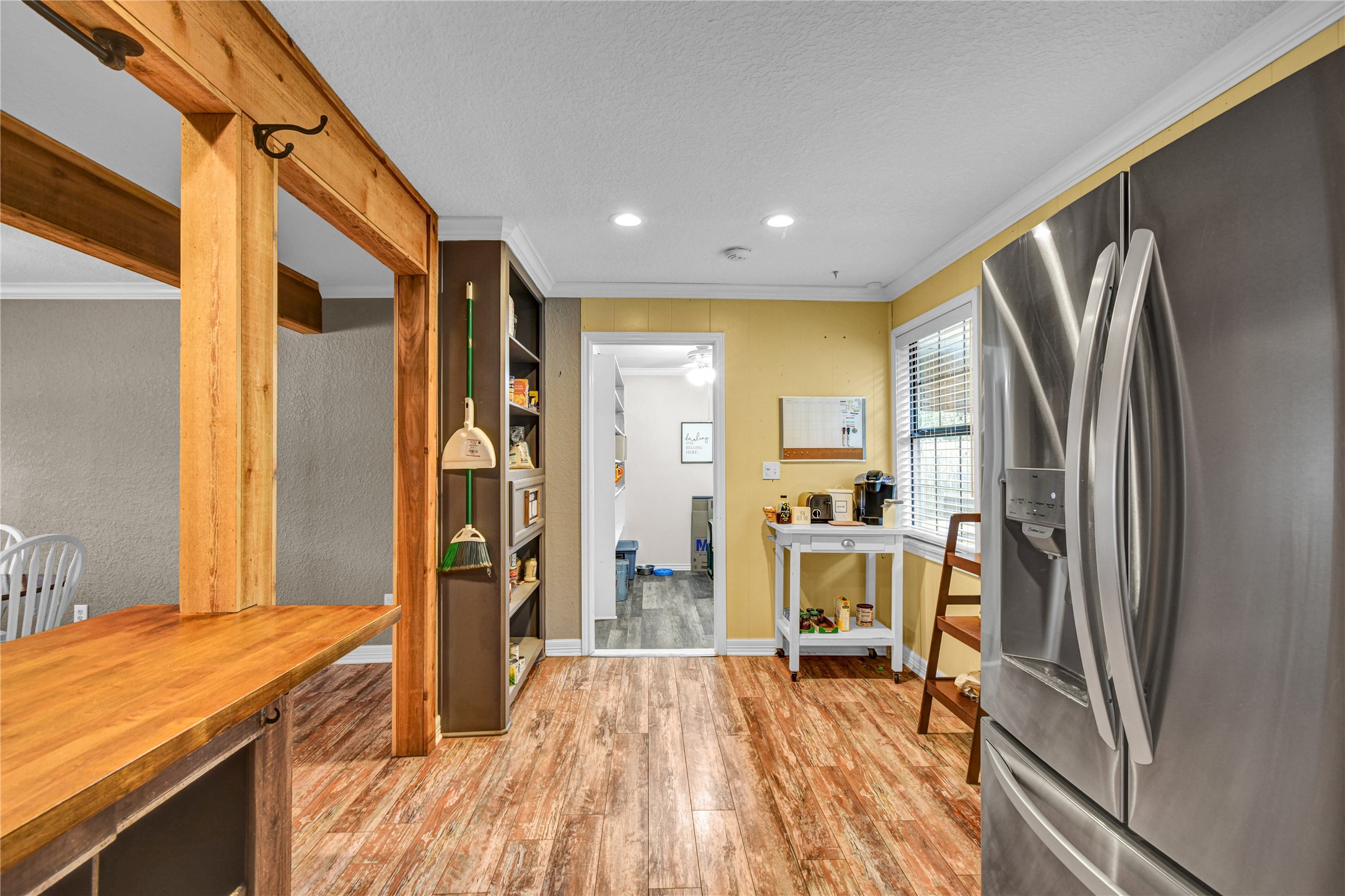 1120 Woodbine Drive, West Columbia, TX 77486