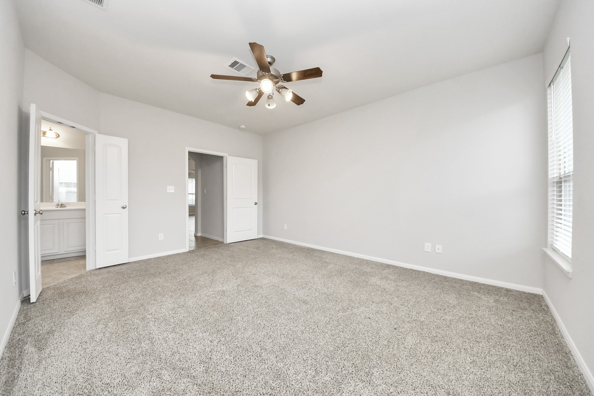 2722 Star Sky Way, Houston, TX 77045