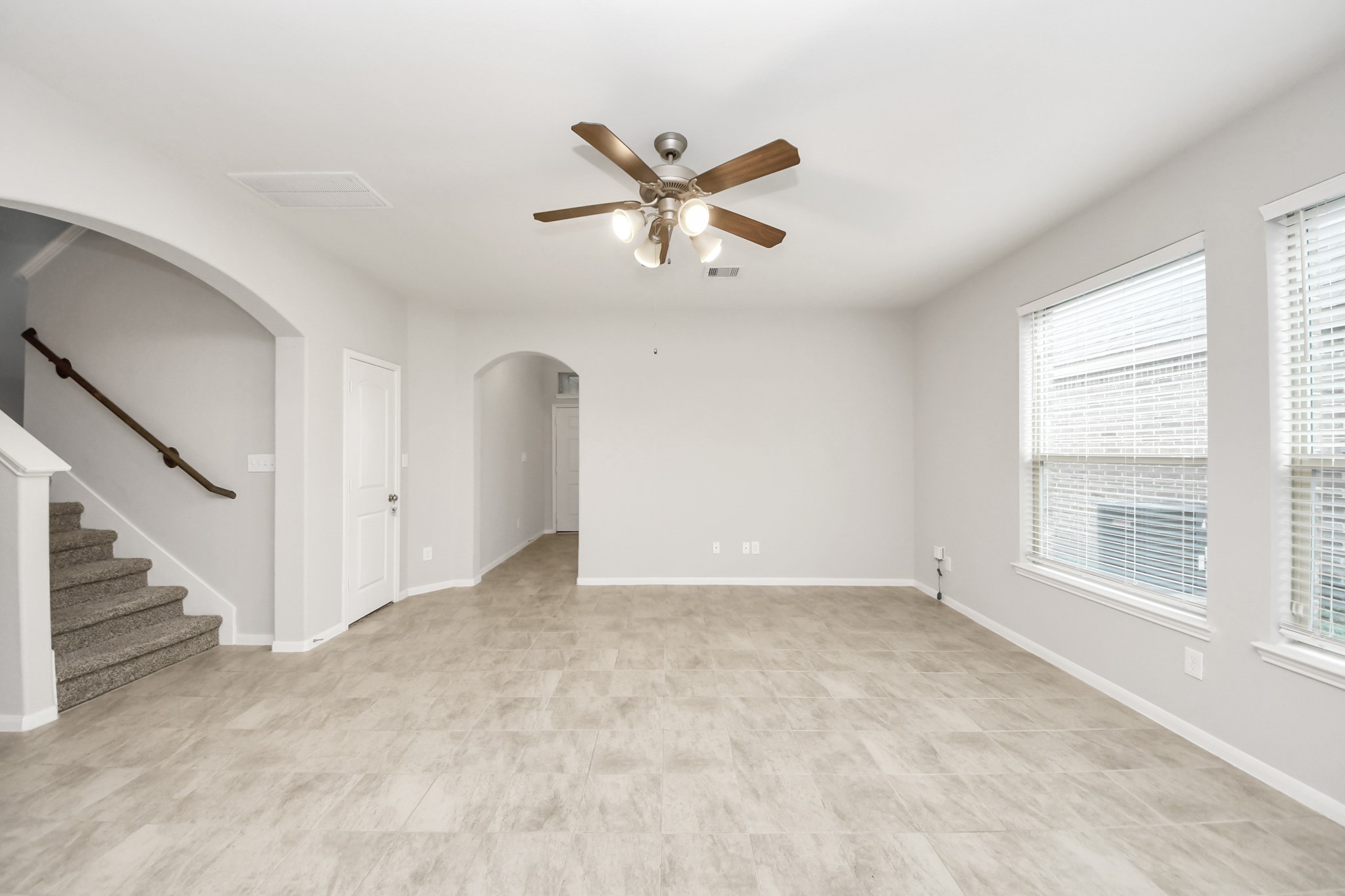 2722 Star Sky Way, Houston, TX 77045