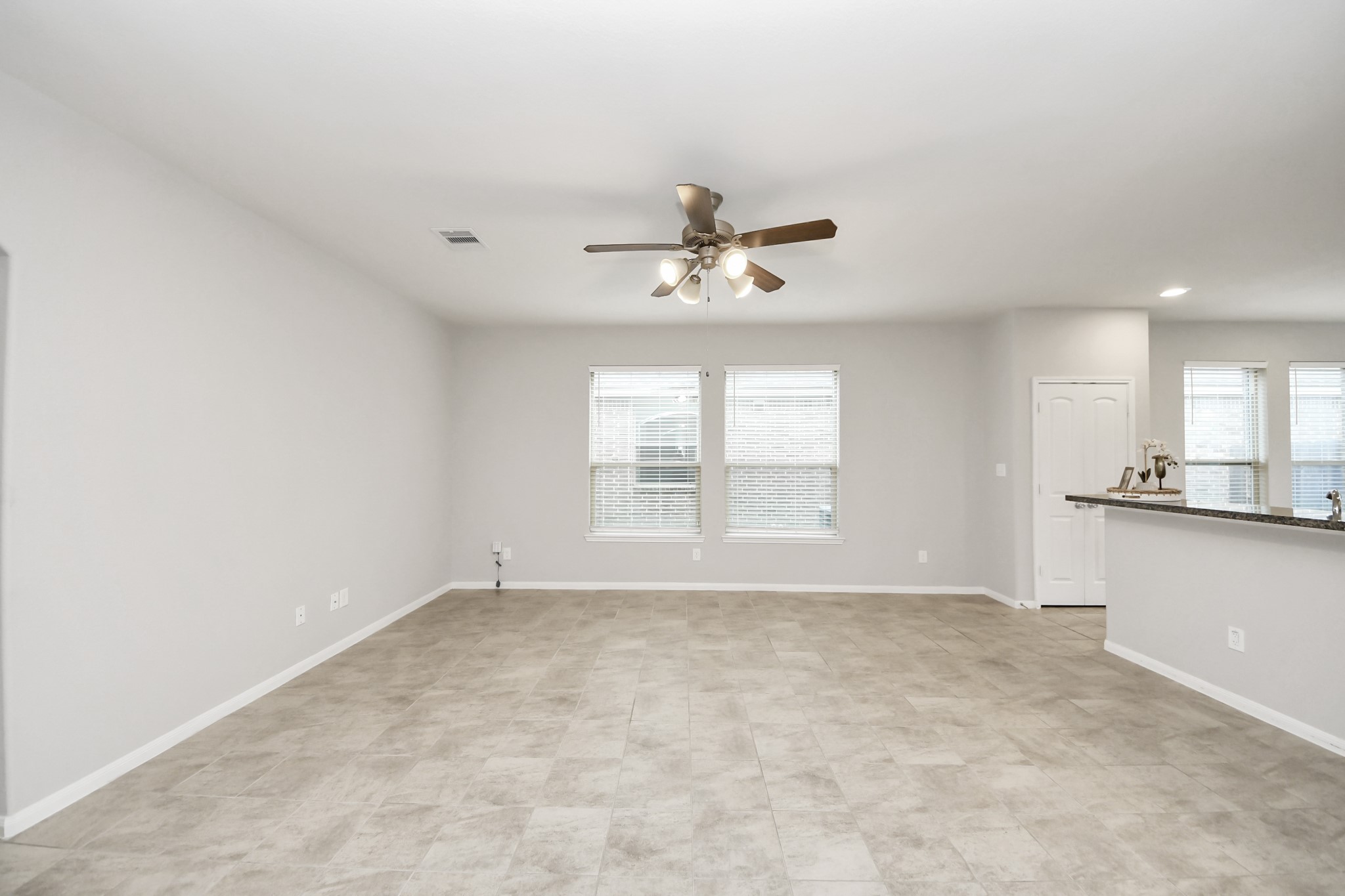 2722 Star Sky Way, Houston, TX 77045