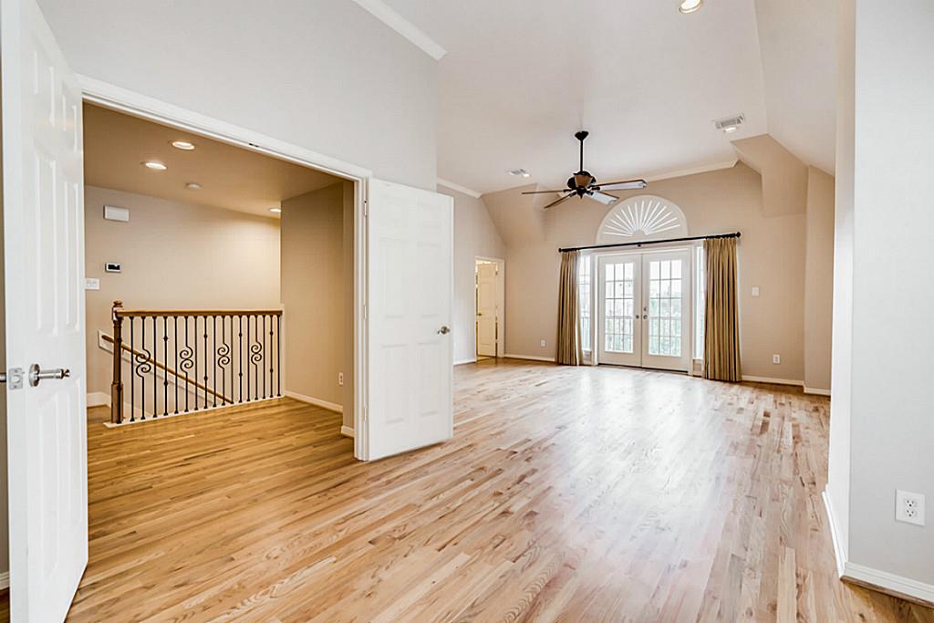 5420 Venice Street, Houston, TX 77007