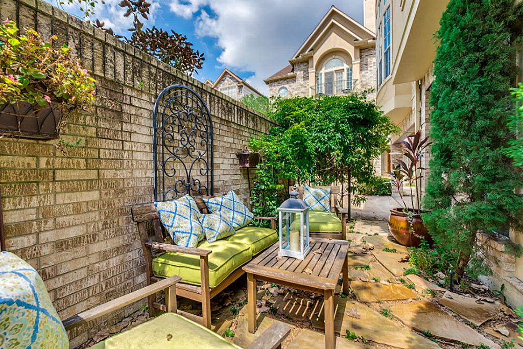 5420 Venice Street, Houston, TX 77007