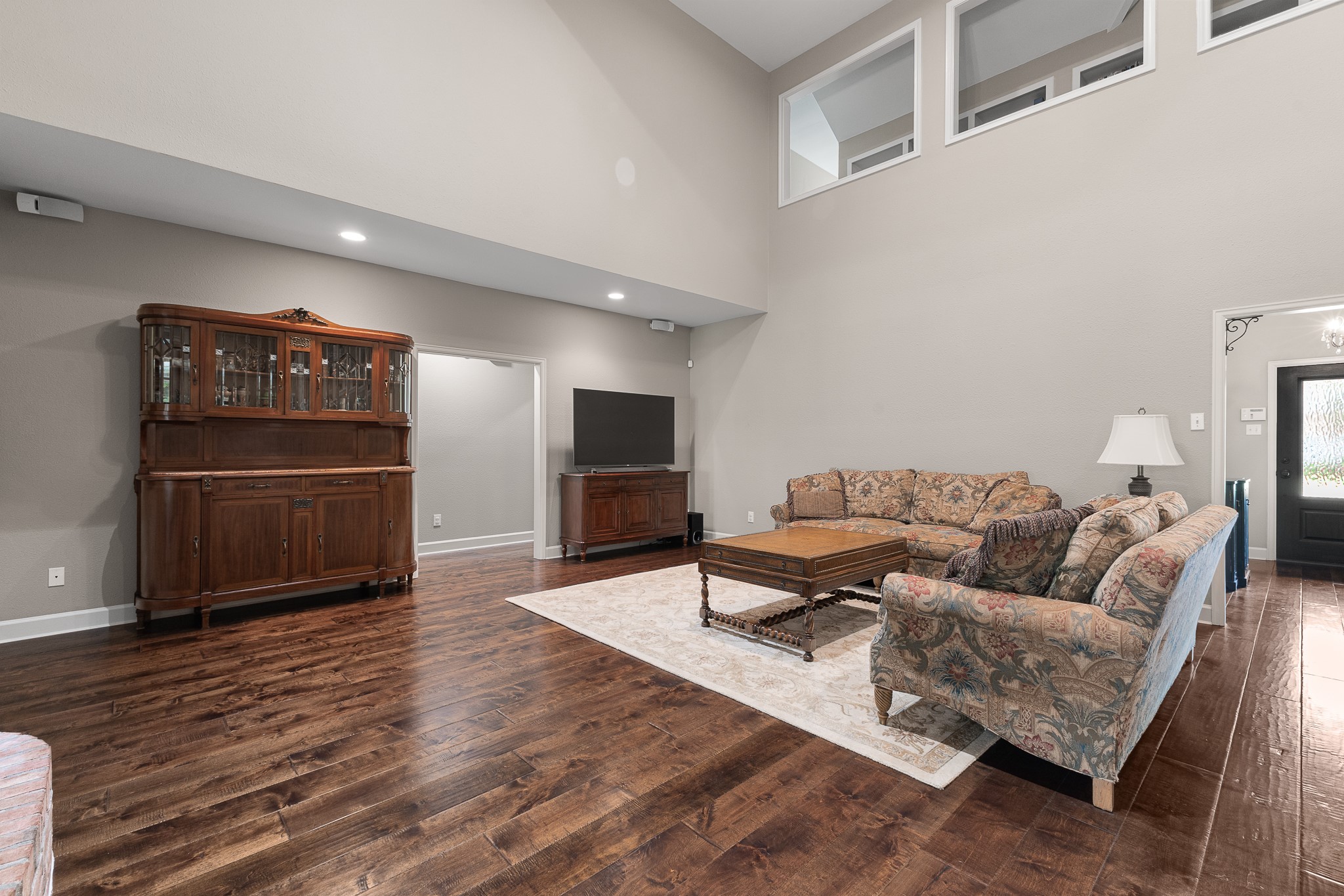 603 Renaldo Street, Dickinson, TX 77539