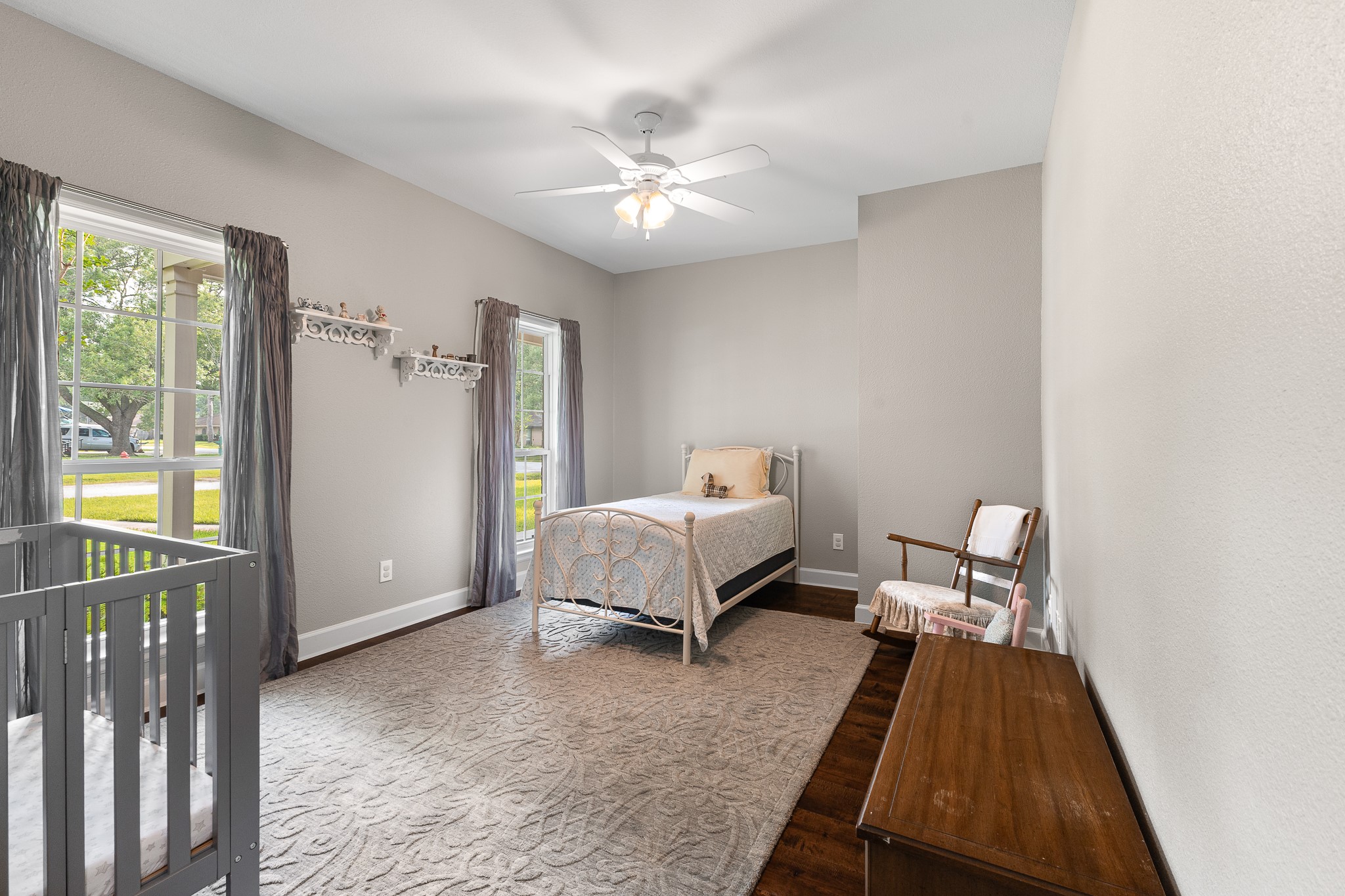 603 Renaldo Street, Dickinson, TX 77539
