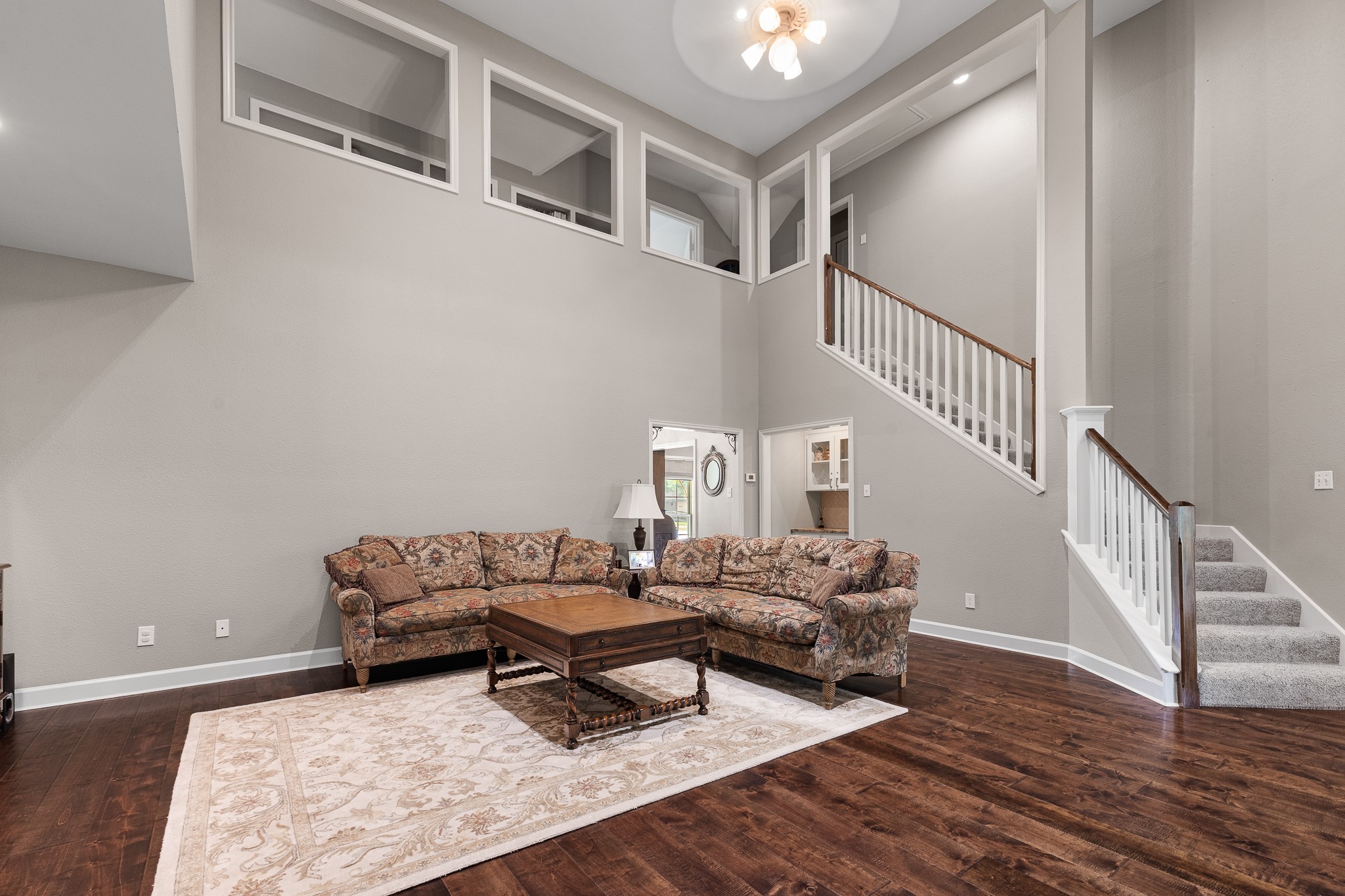 603 Renaldo Street, Dickinson, TX 77539