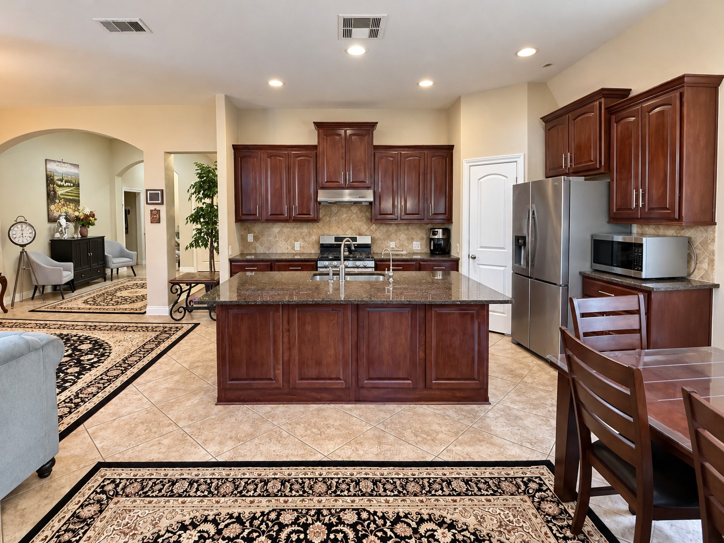 Large Kitchen