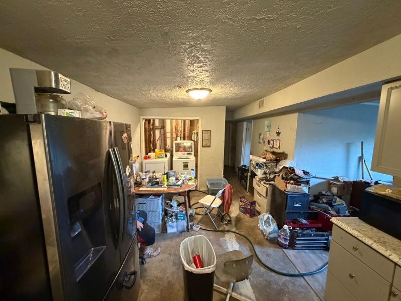3927 Clifton Lane, Bacliff, TX 77518