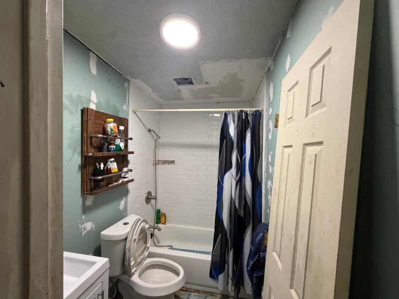 3927 Clifton Lane, Bacliff, TX 77518