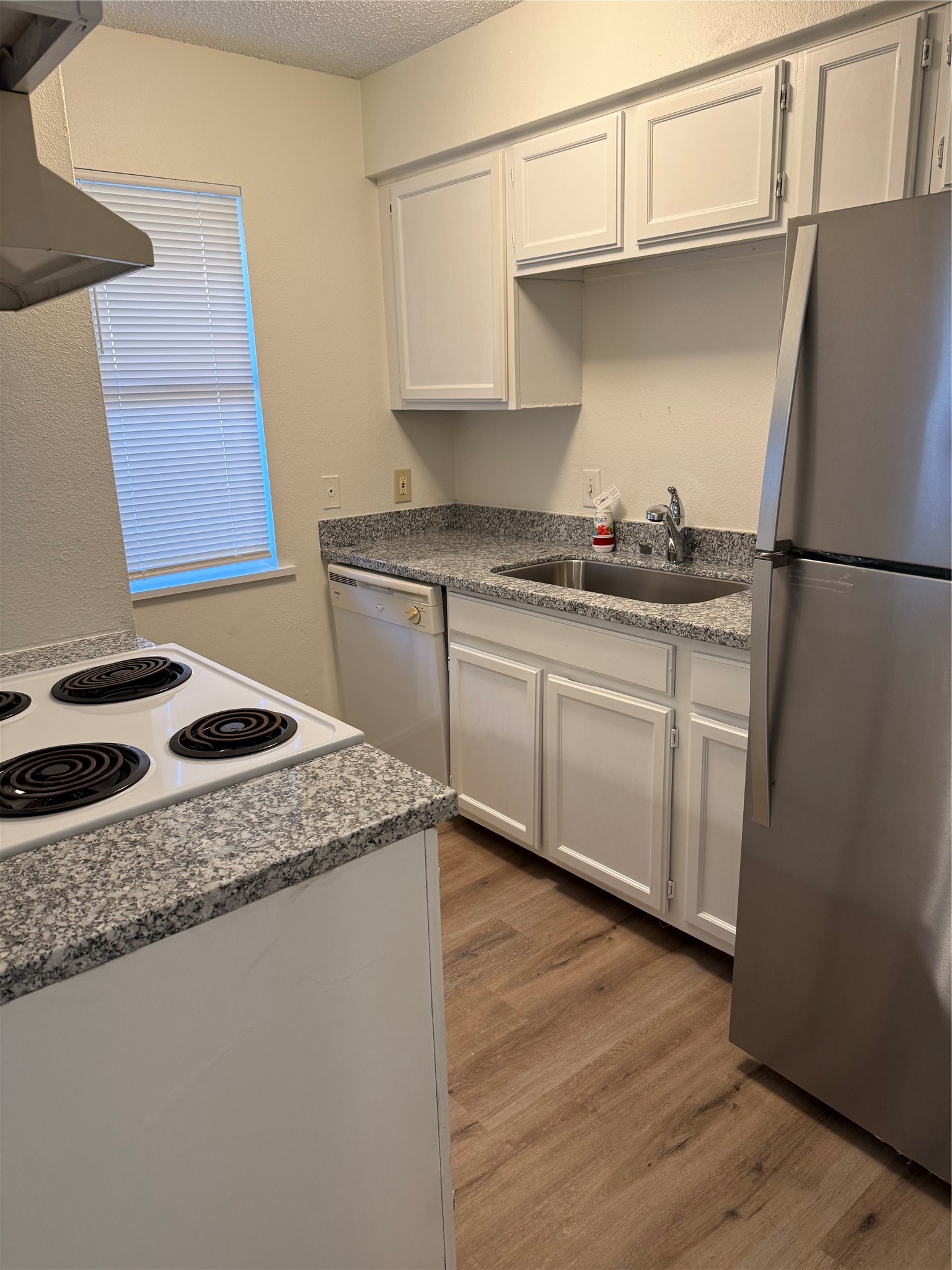 2501 Gulf Freeway, #279B, Dickinson, TX 77539