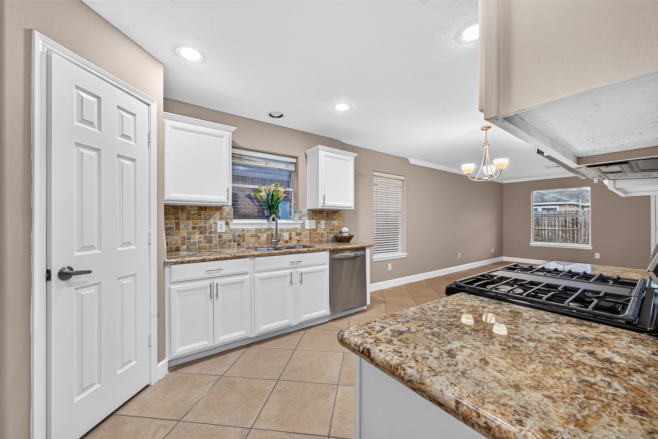 9015 Grand Villa Lane, Richmond, TX 77407