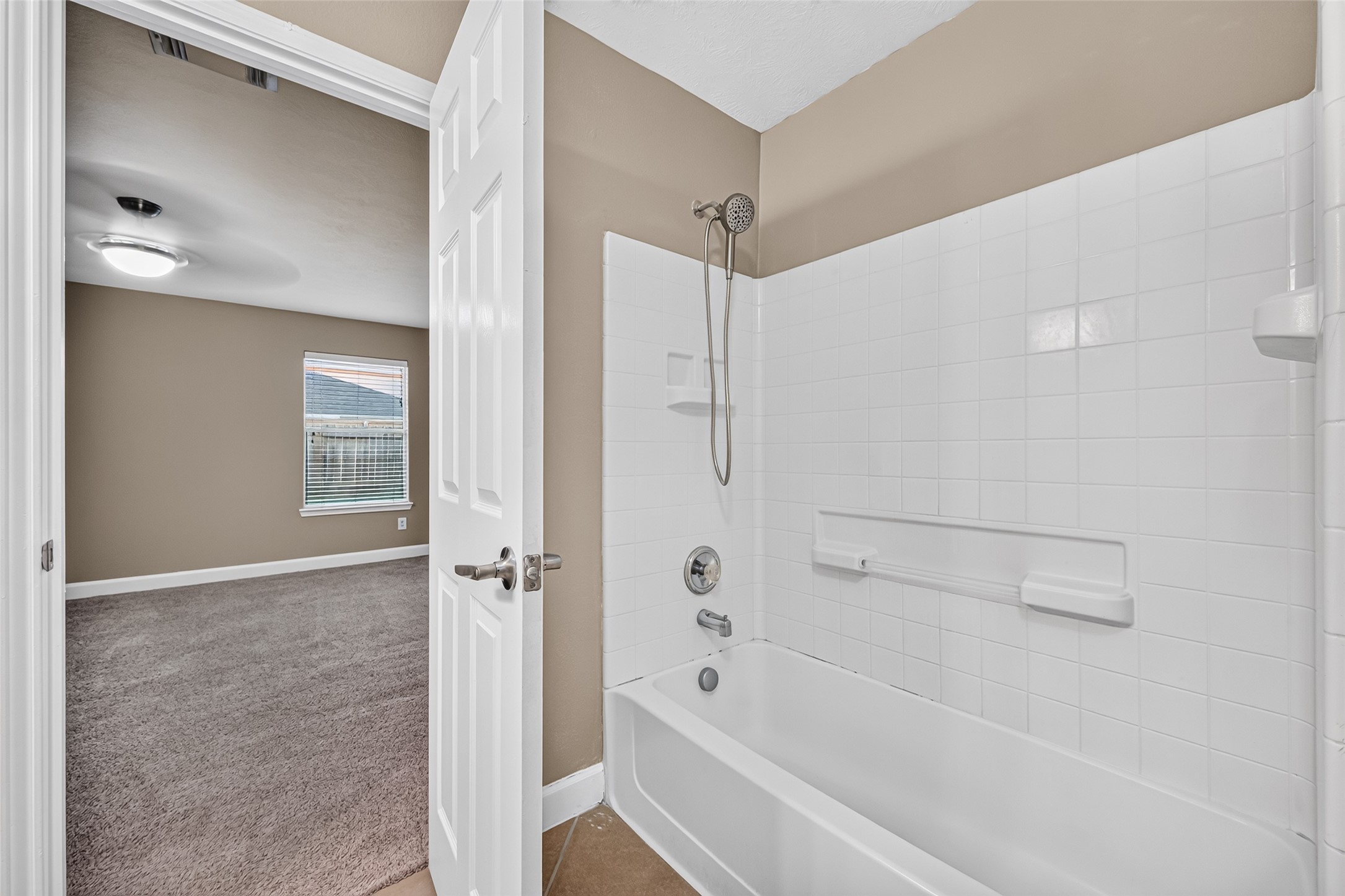 9015 Grand Villa Lane, Richmond, TX 77407
