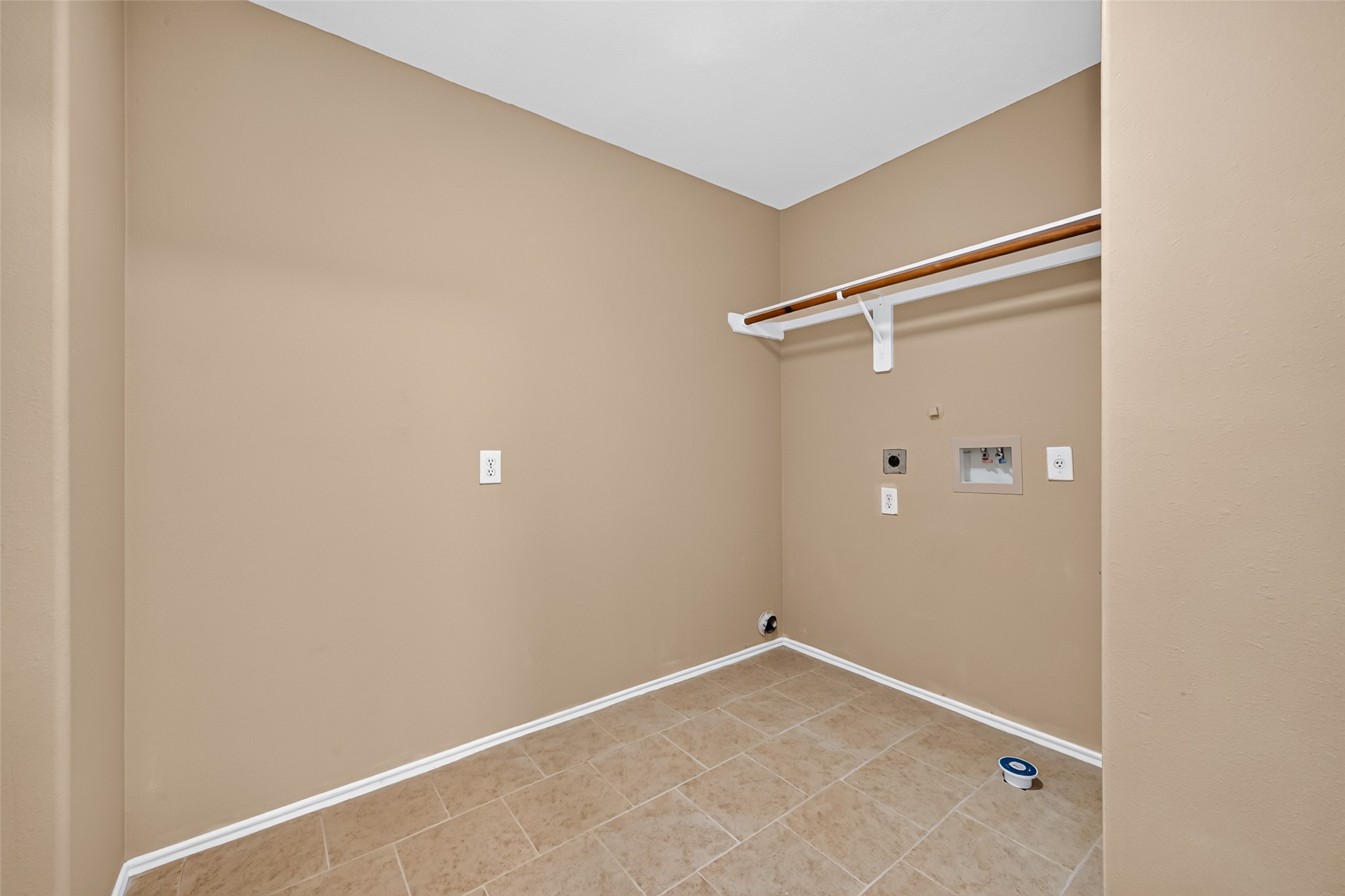 9015 Grand Villa Lane, Richmond, TX 77407