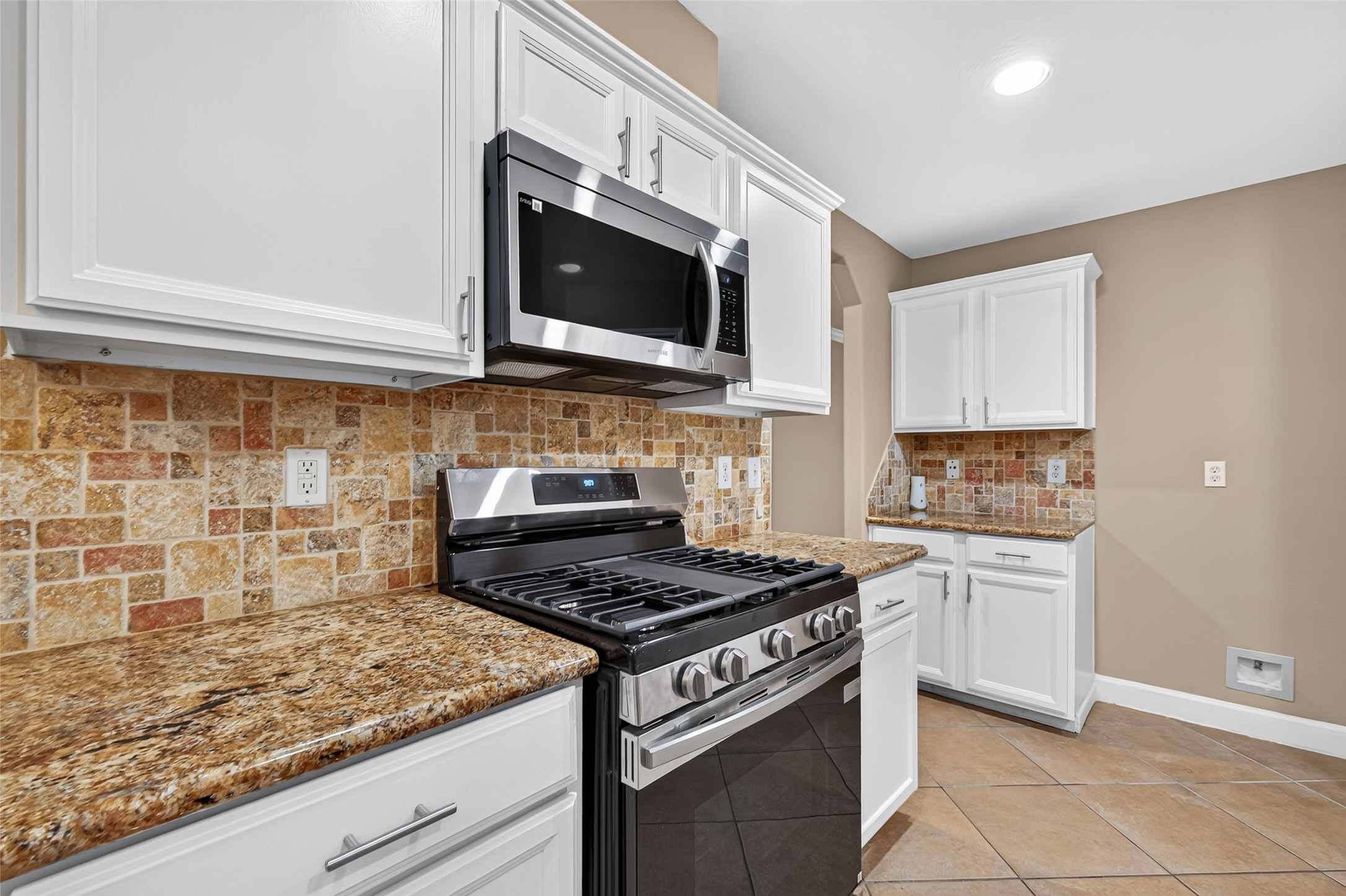 9015 Grand Villa Lane, Richmond, TX 77407