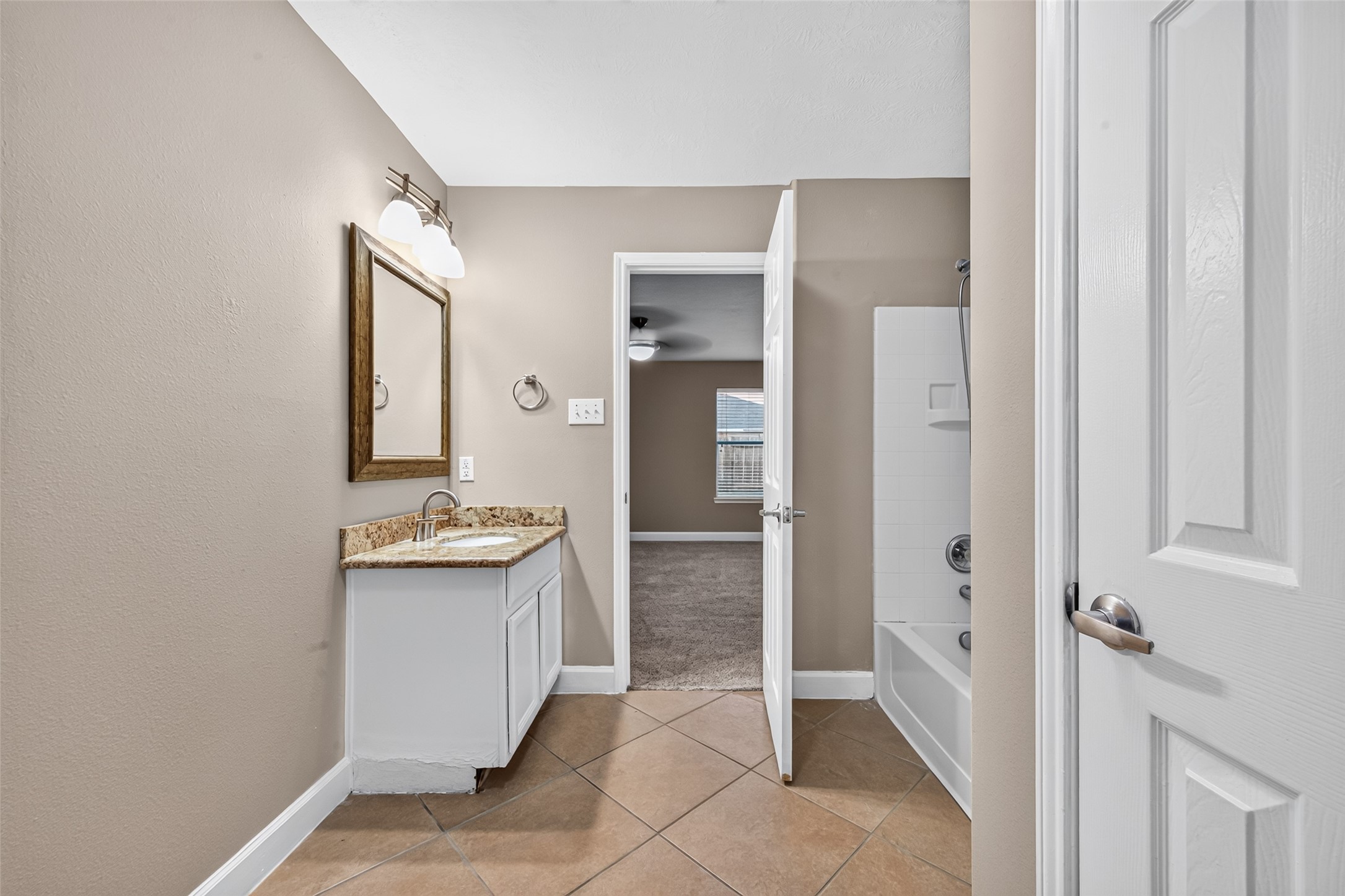 9015 Grand Villa Lane, Richmond, TX 77407