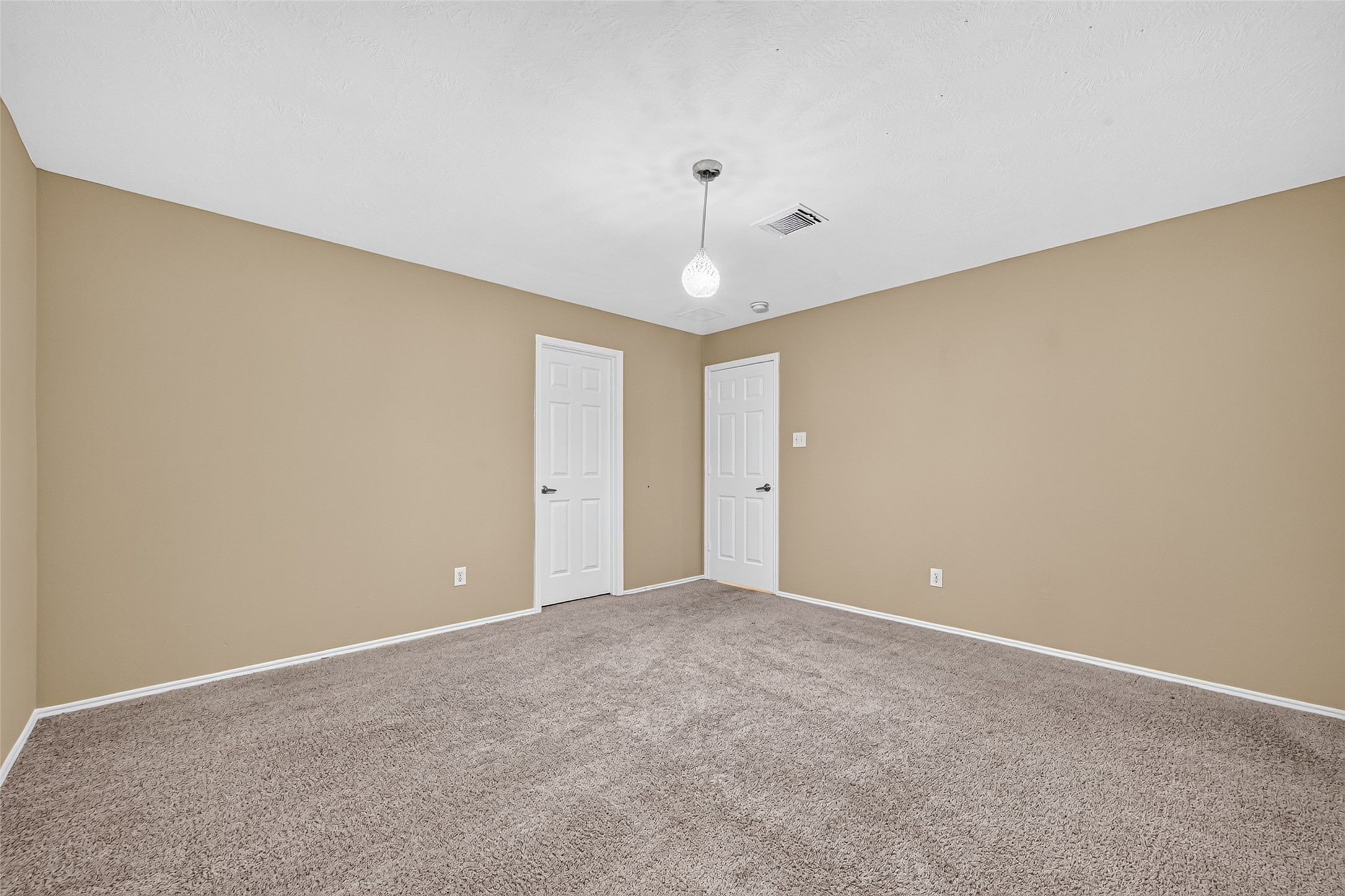 9015 Grand Villa Lane, Richmond, TX 77407