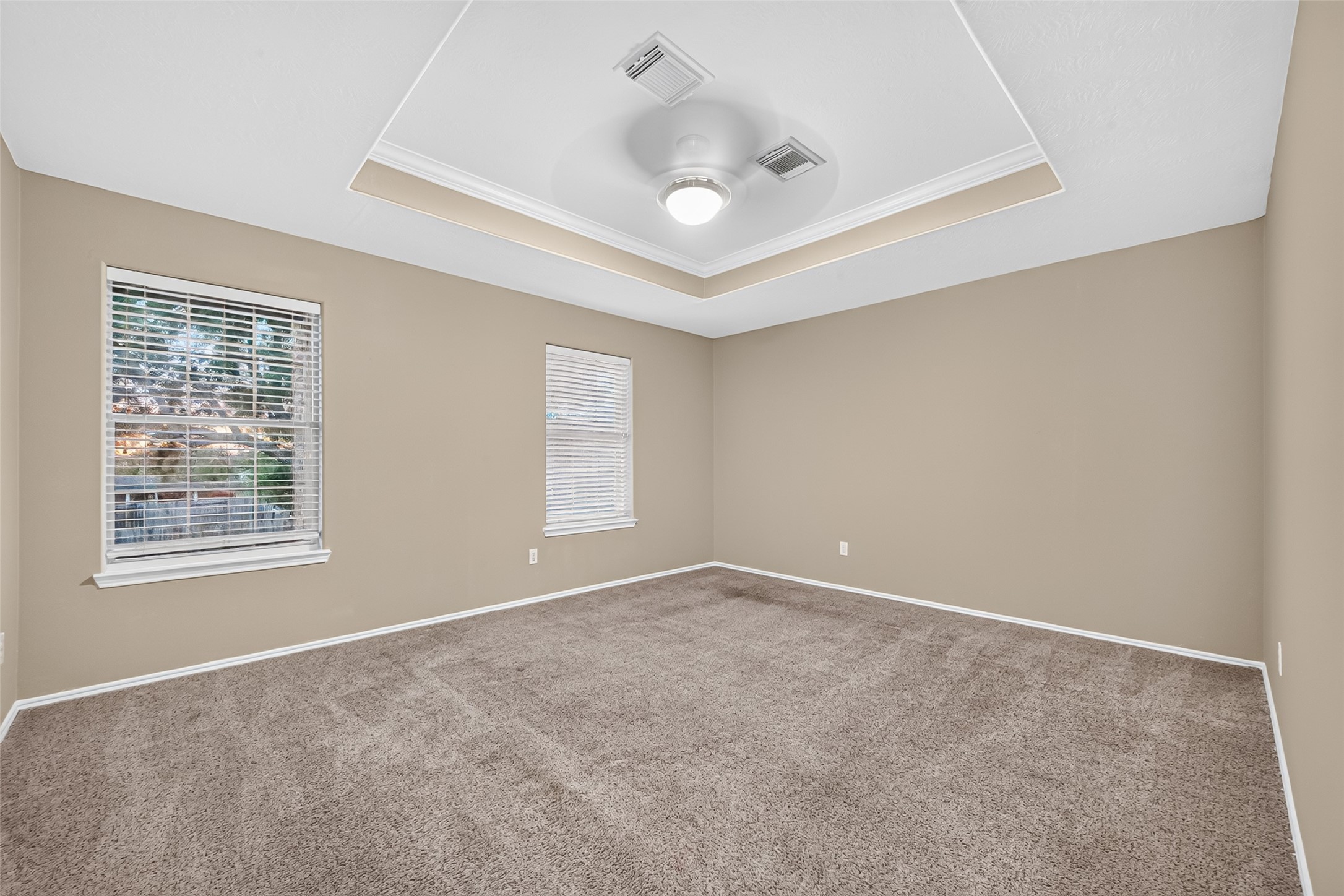 9015 Grand Villa Lane, Richmond, TX 77407
