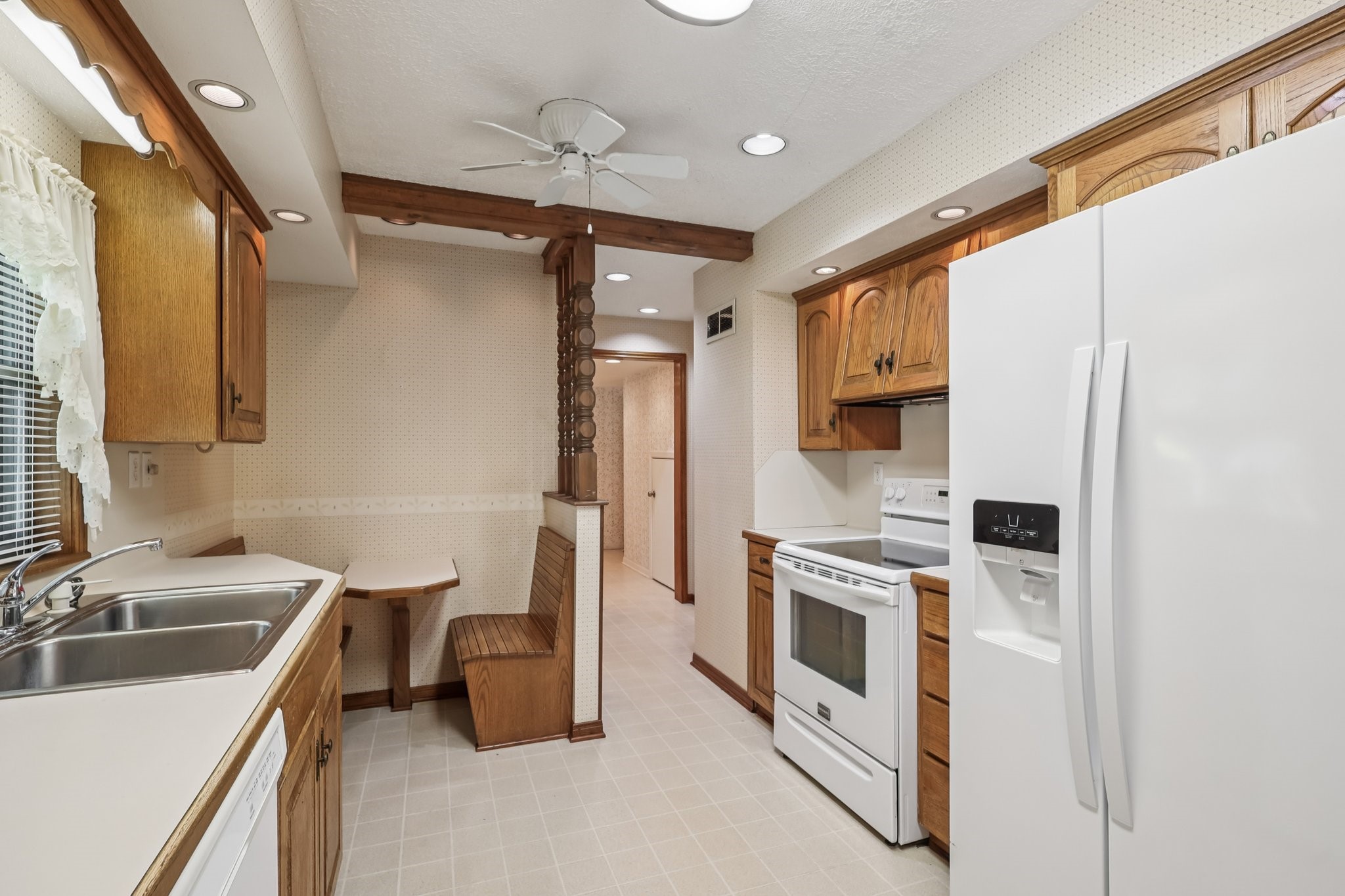 4733 Oleander Street, Bacliff, TX 77518