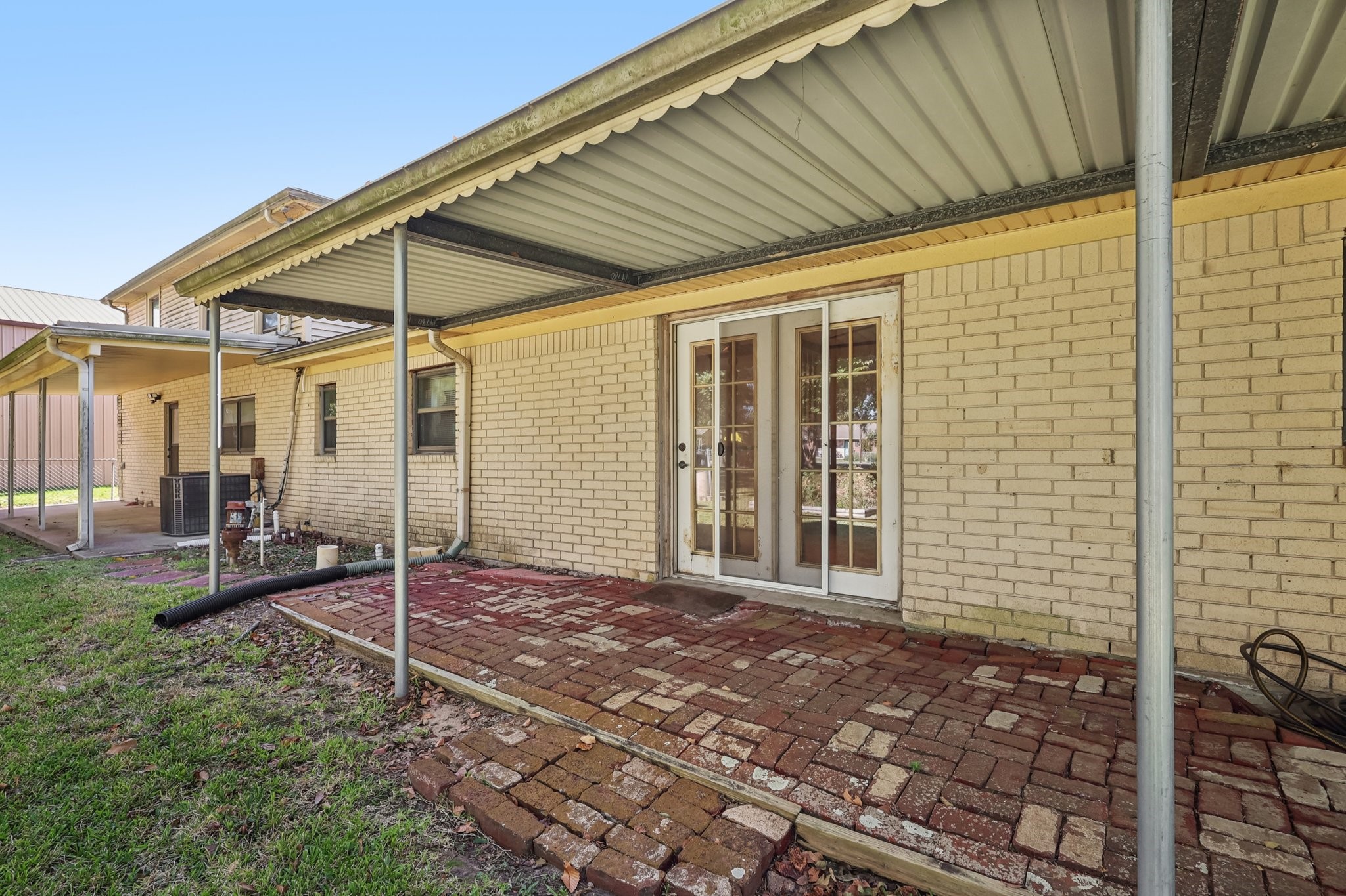 4733 Oleander Street, Bacliff, TX 77518