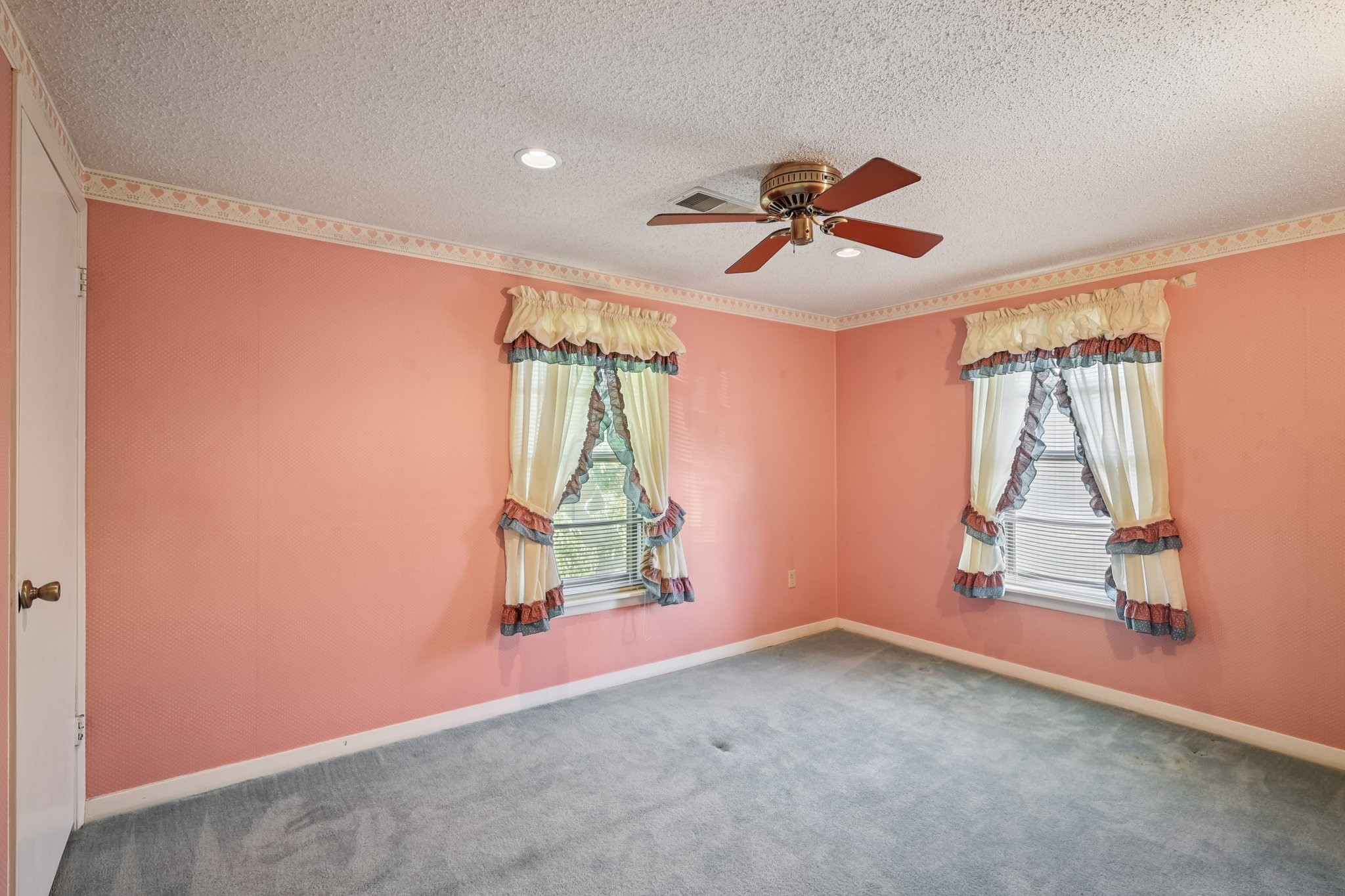 4733 Oleander Street, Bacliff, TX 77518