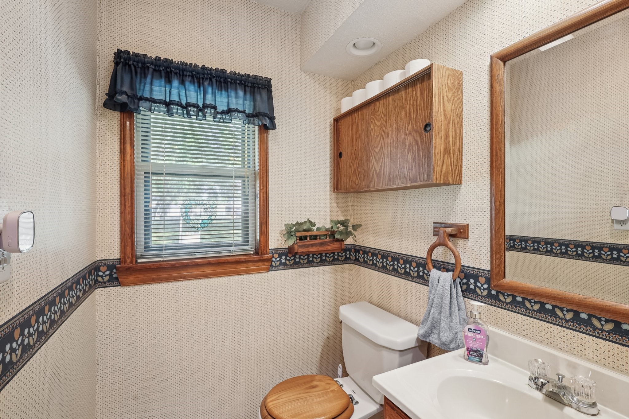 4733 Oleander Street, Bacliff, TX 77518