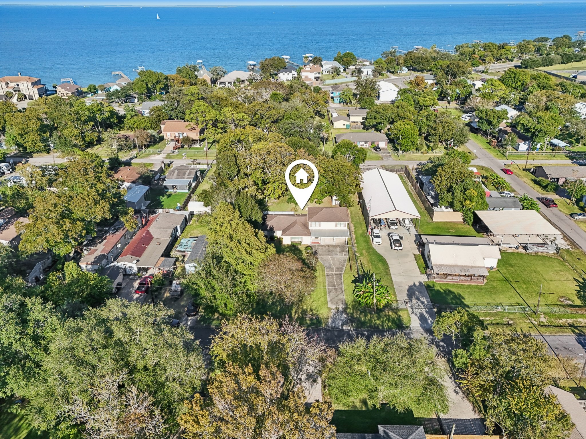4733 Oleander Street, Bacliff, TX 77518