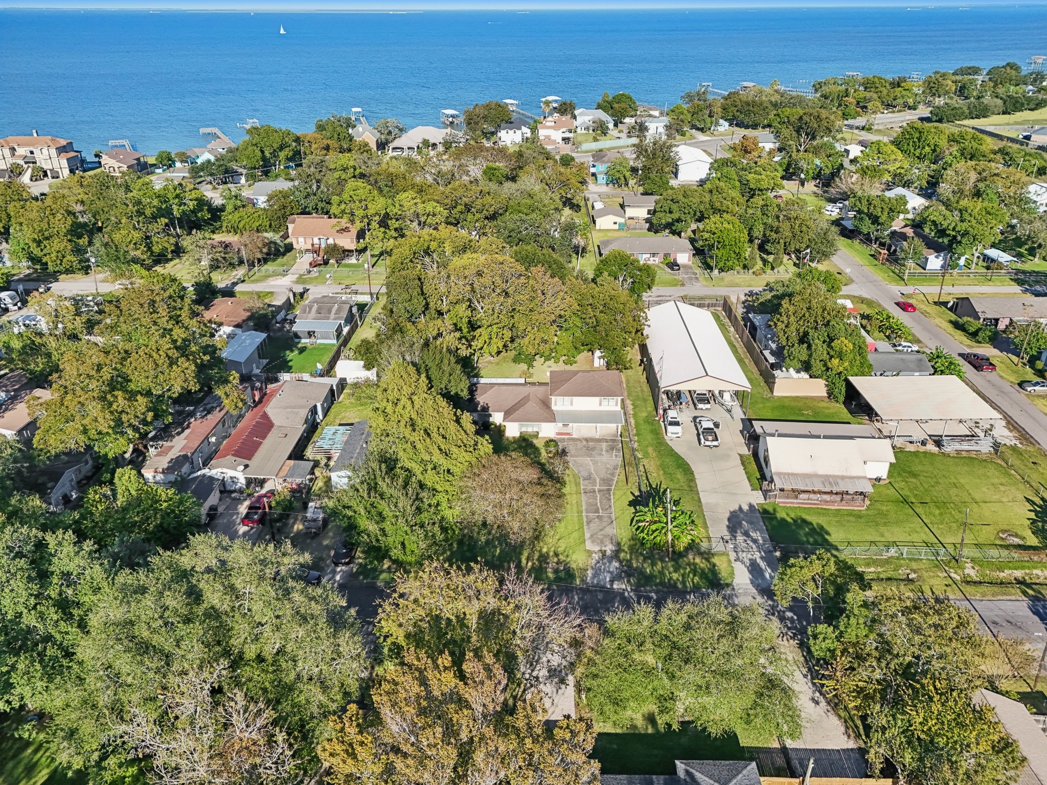 4733 Oleander Street, Bacliff, TX 77518
