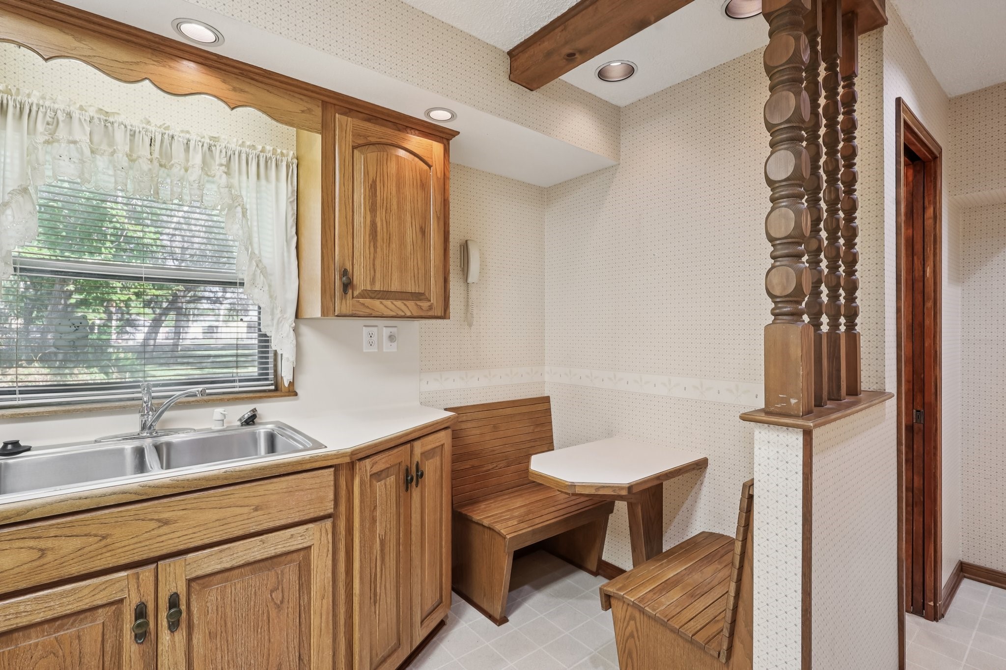 4733 Oleander Street, Bacliff, TX 77518