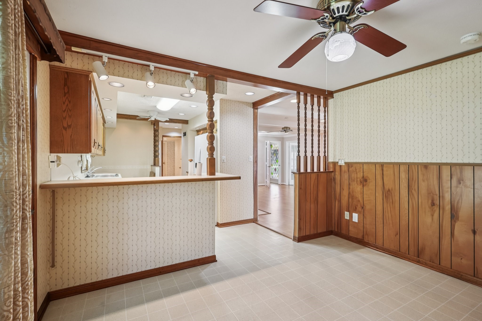 4733 Oleander Street, Bacliff, TX 77518