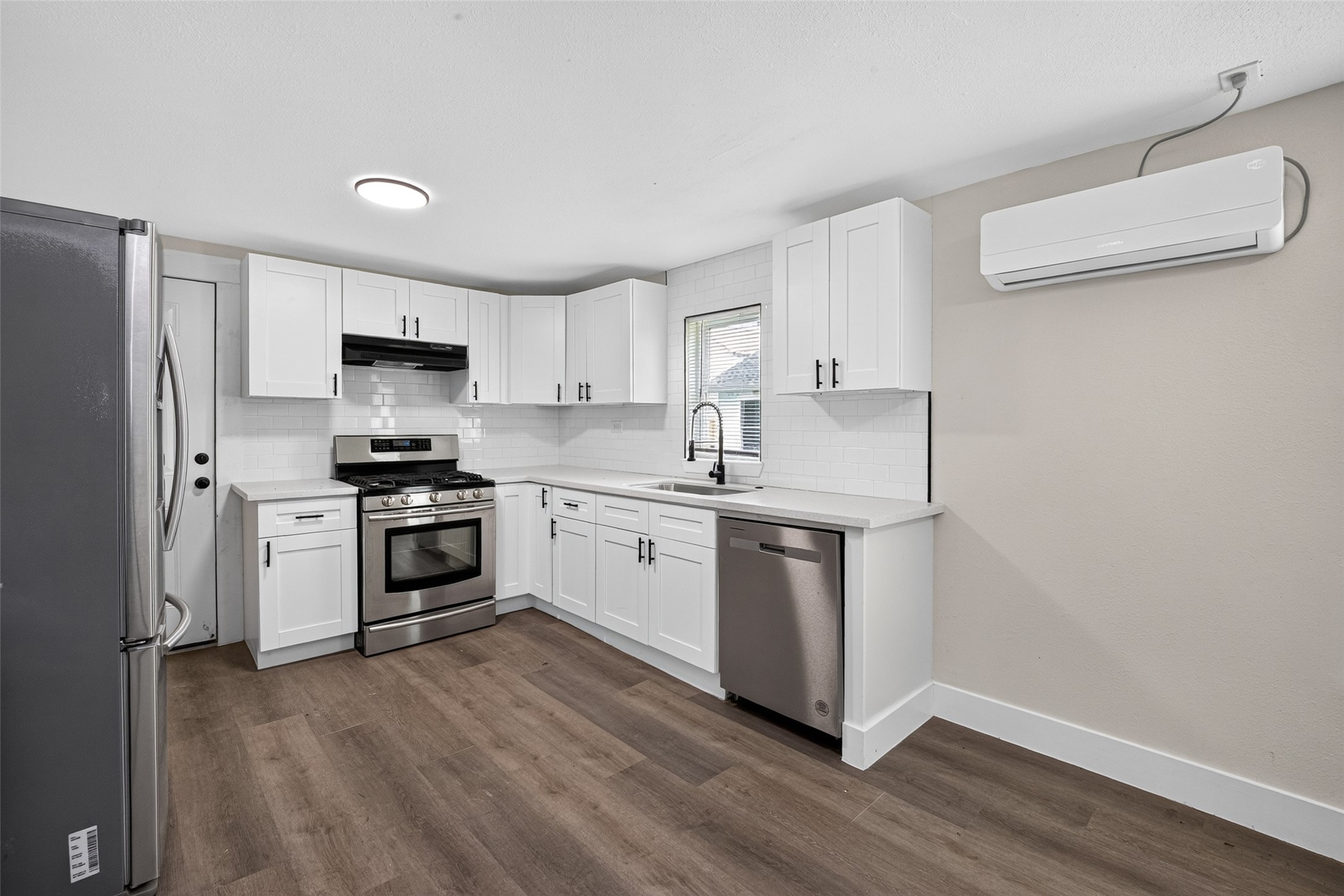 1505 Ryon Street, Houston, TX 77009