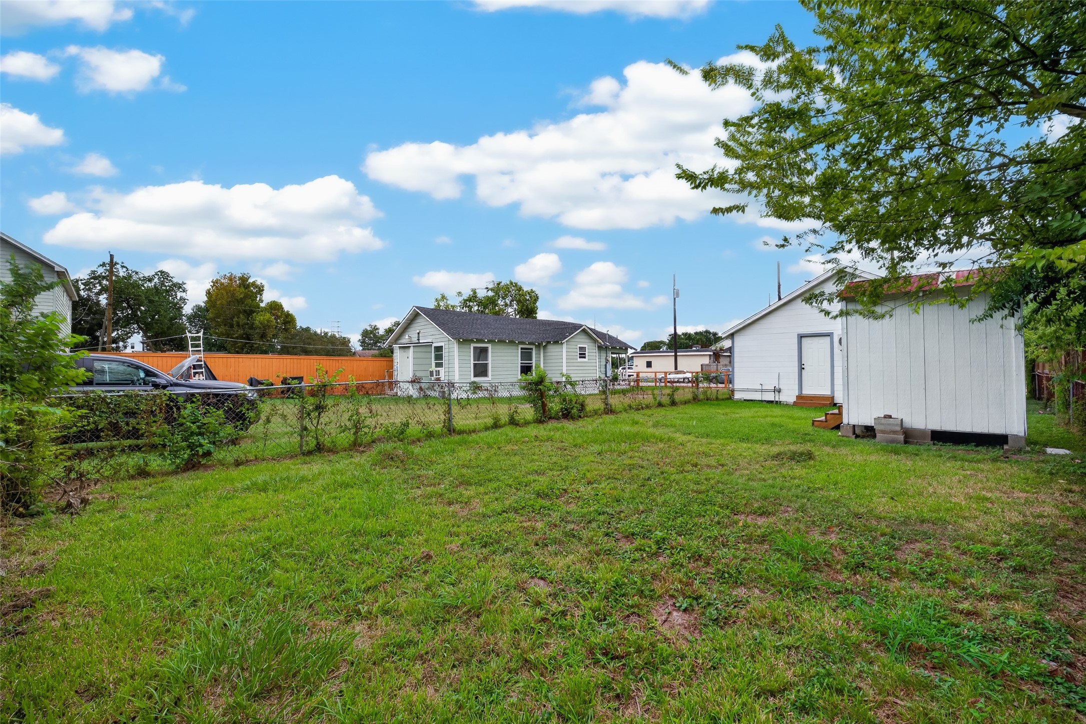 1505 Ryon Street, Houston, TX 77009