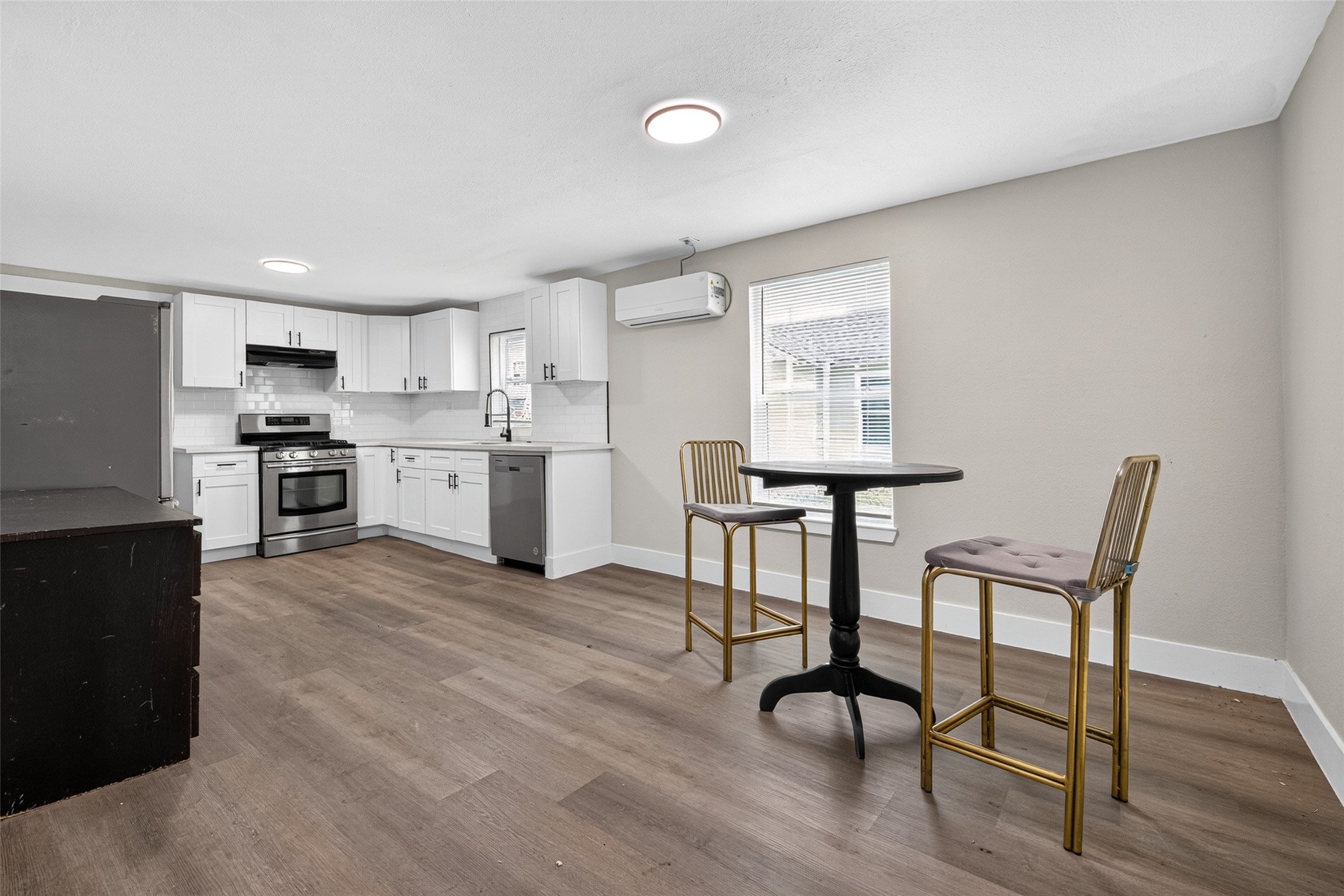 1505 Ryon Street, Houston, TX 77009