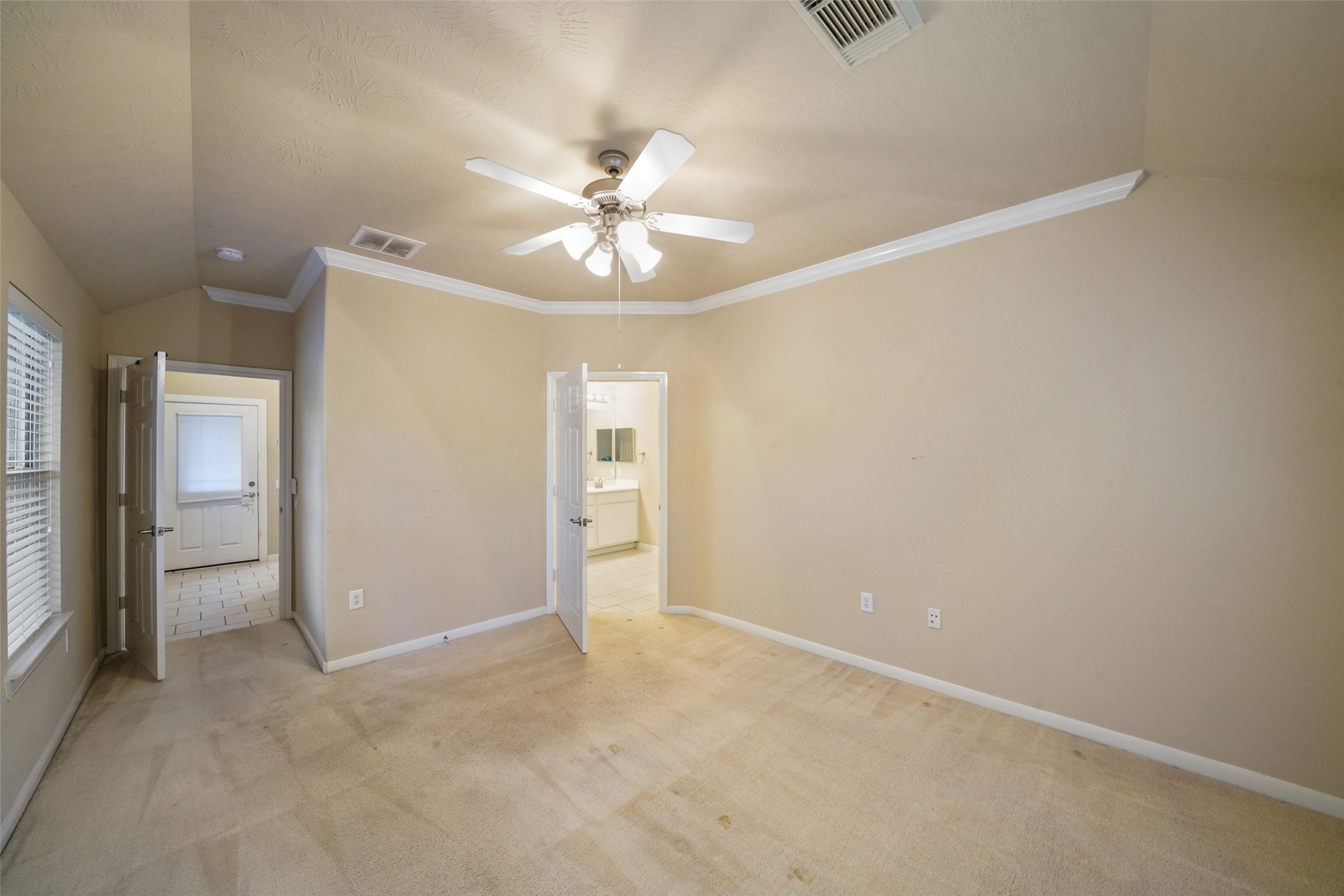 7 Fitzroy Place, Conroe, TX 77384