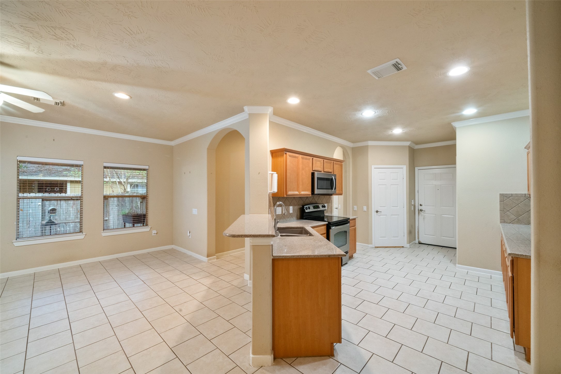 7 Fitzroy Place, Conroe, TX 77384