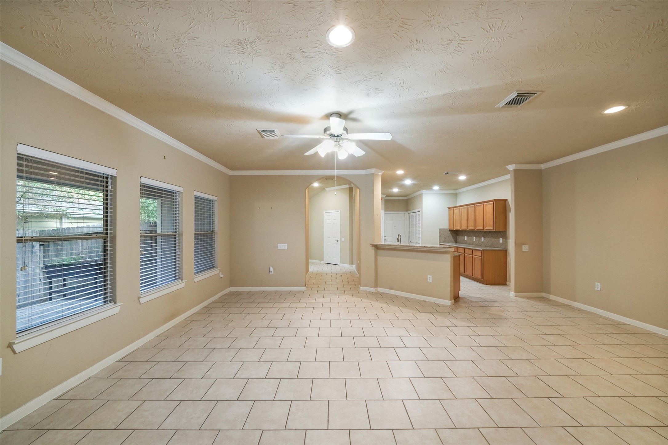 7 Fitzroy Place, Conroe, TX 77384