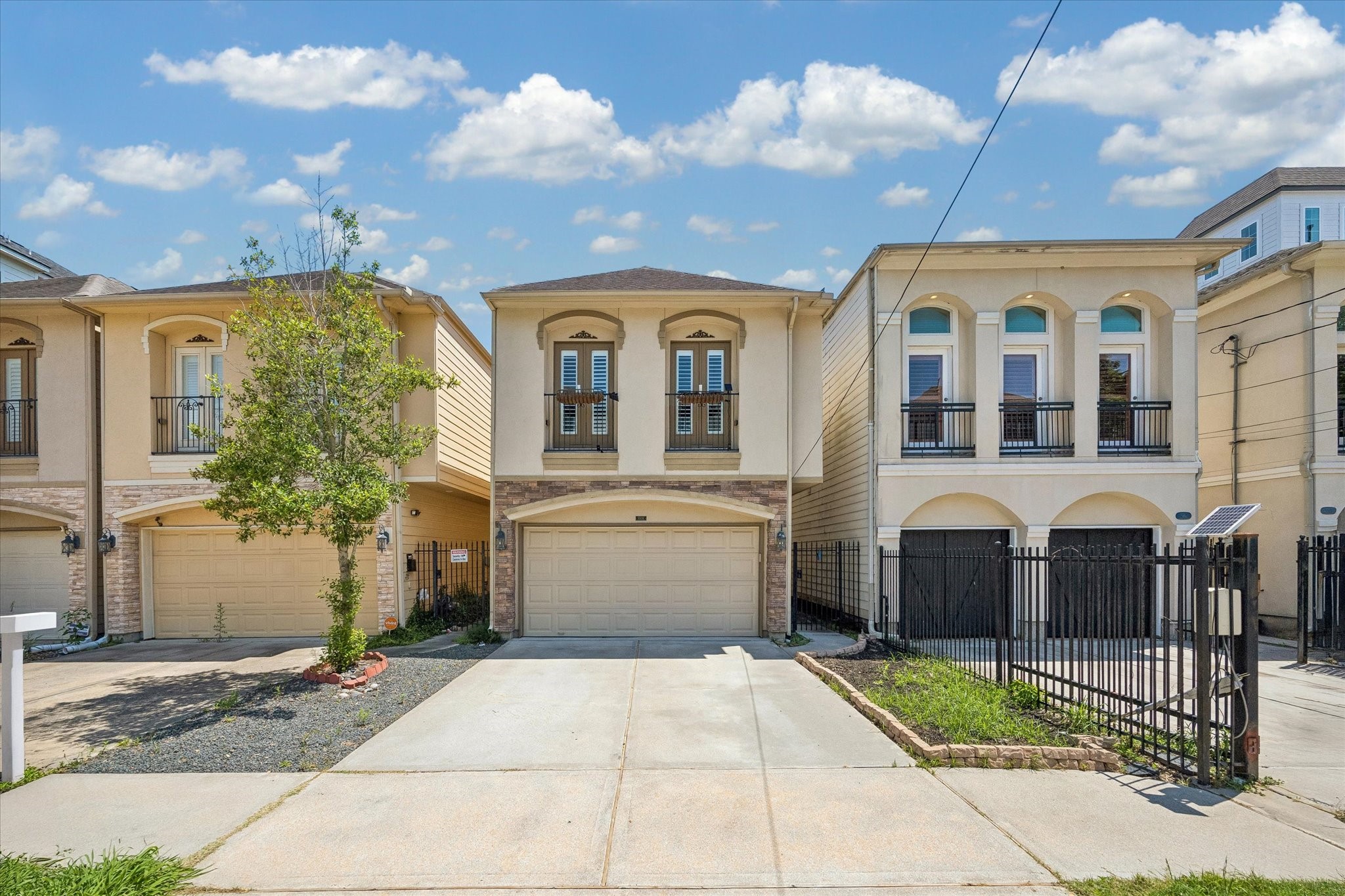 5513 Petty Street, #C, Houston, TX 77007 5513 Petty Street, #C, Houston, TX 77007