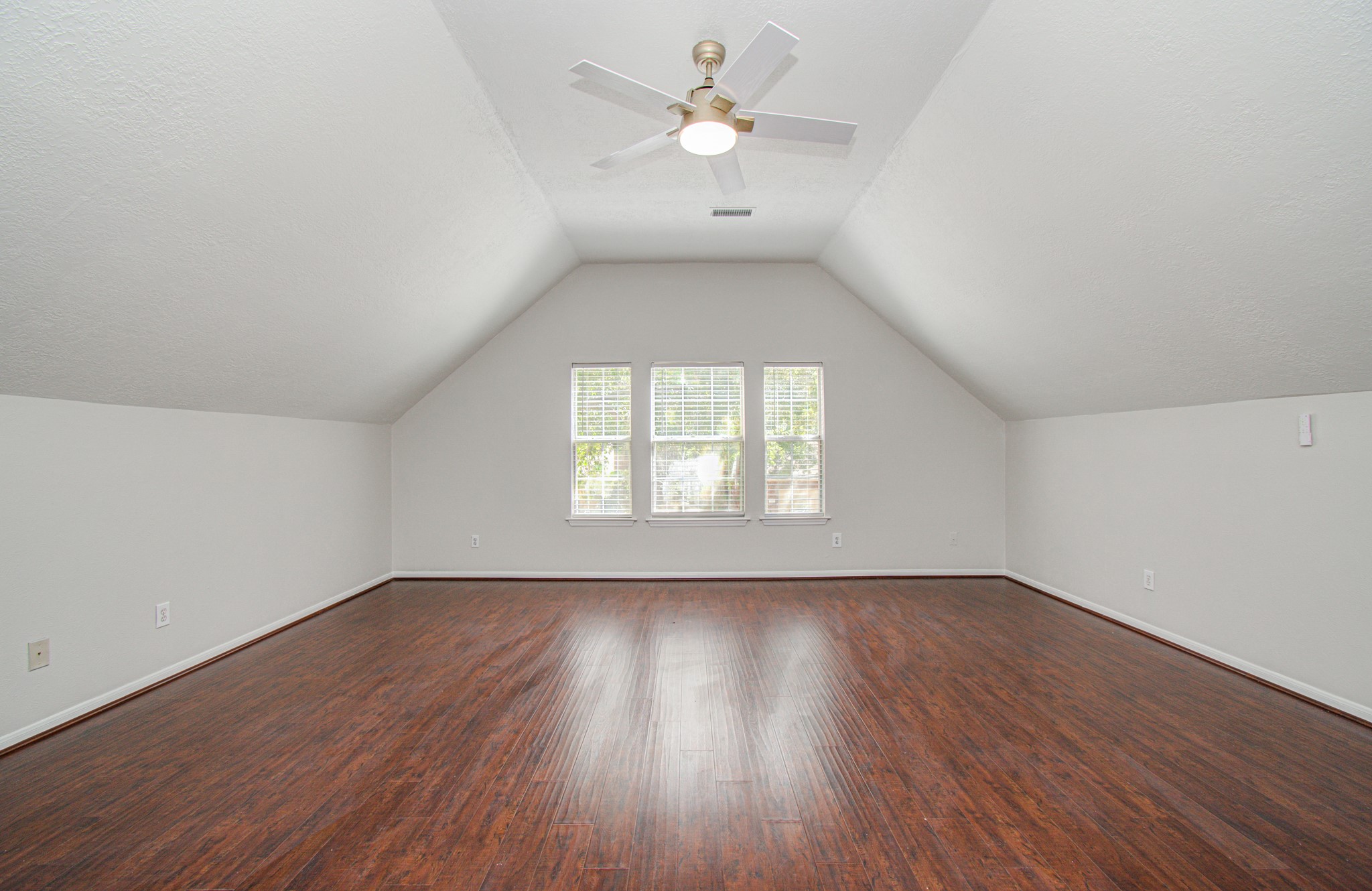 1207 Atlanta Drive, Richmond, TX 77406