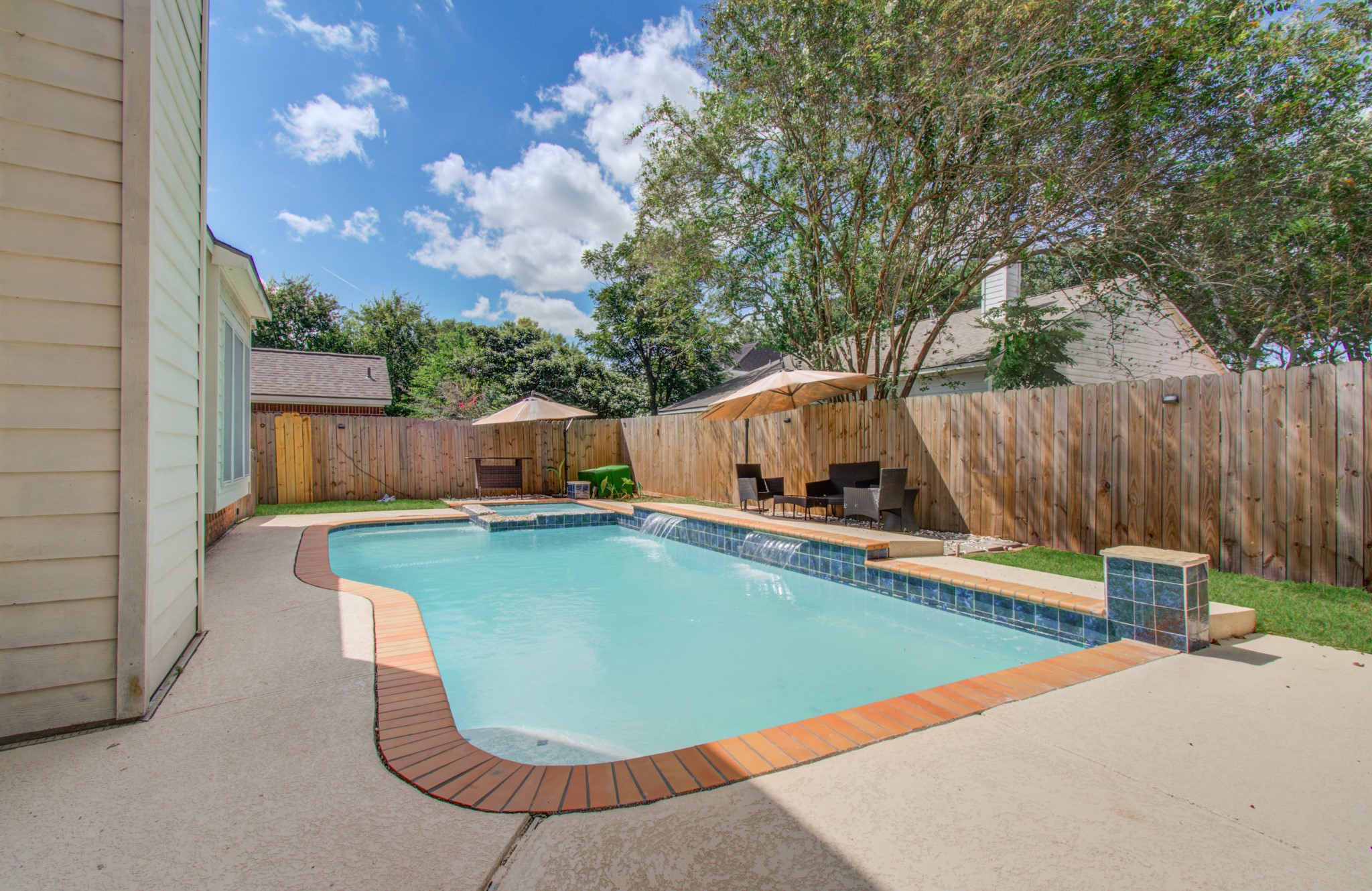 1207 Atlanta Drive, Richmond, TX 77406
